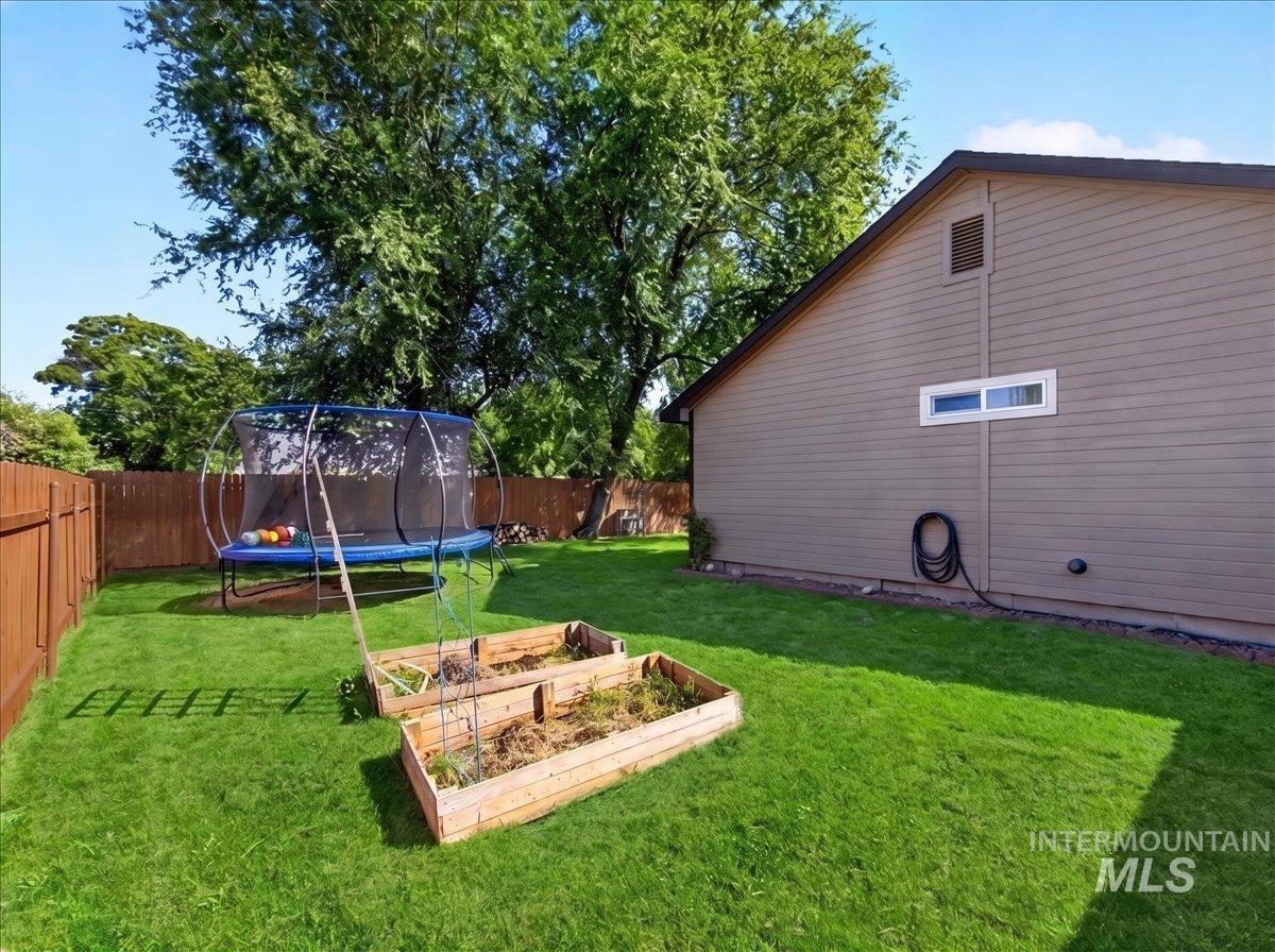 1078 Dittman Dr Property Photo 40