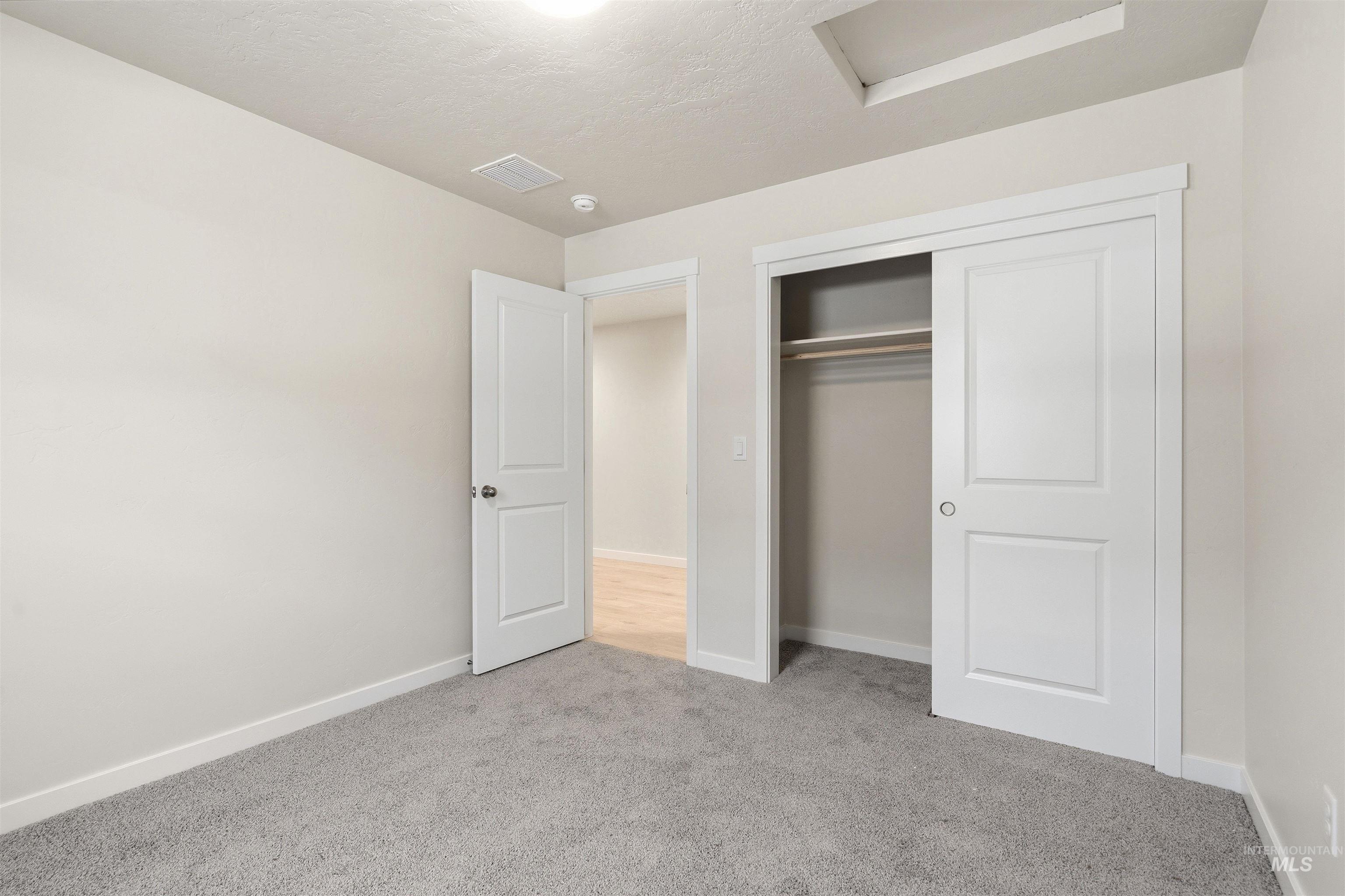 1652 Longford St Property Photo 17