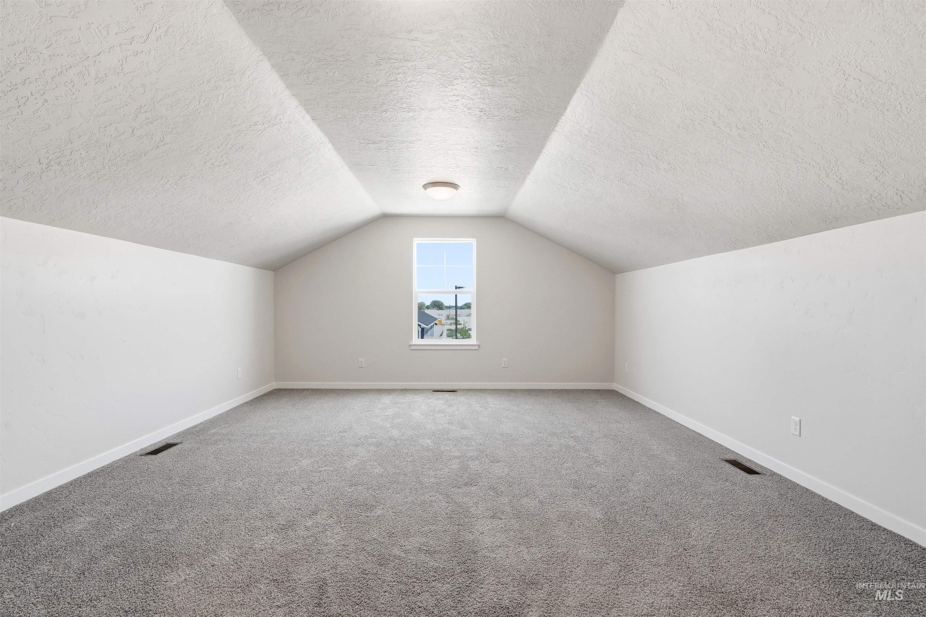 1652 Longford St Property Photo 18