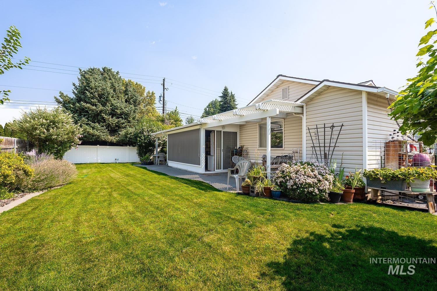 1507 S Willow Creek Property Photo 40