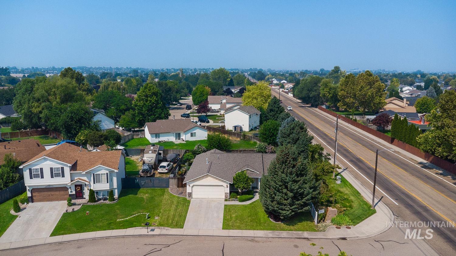 1507 S Willow Creek Property Photo 47