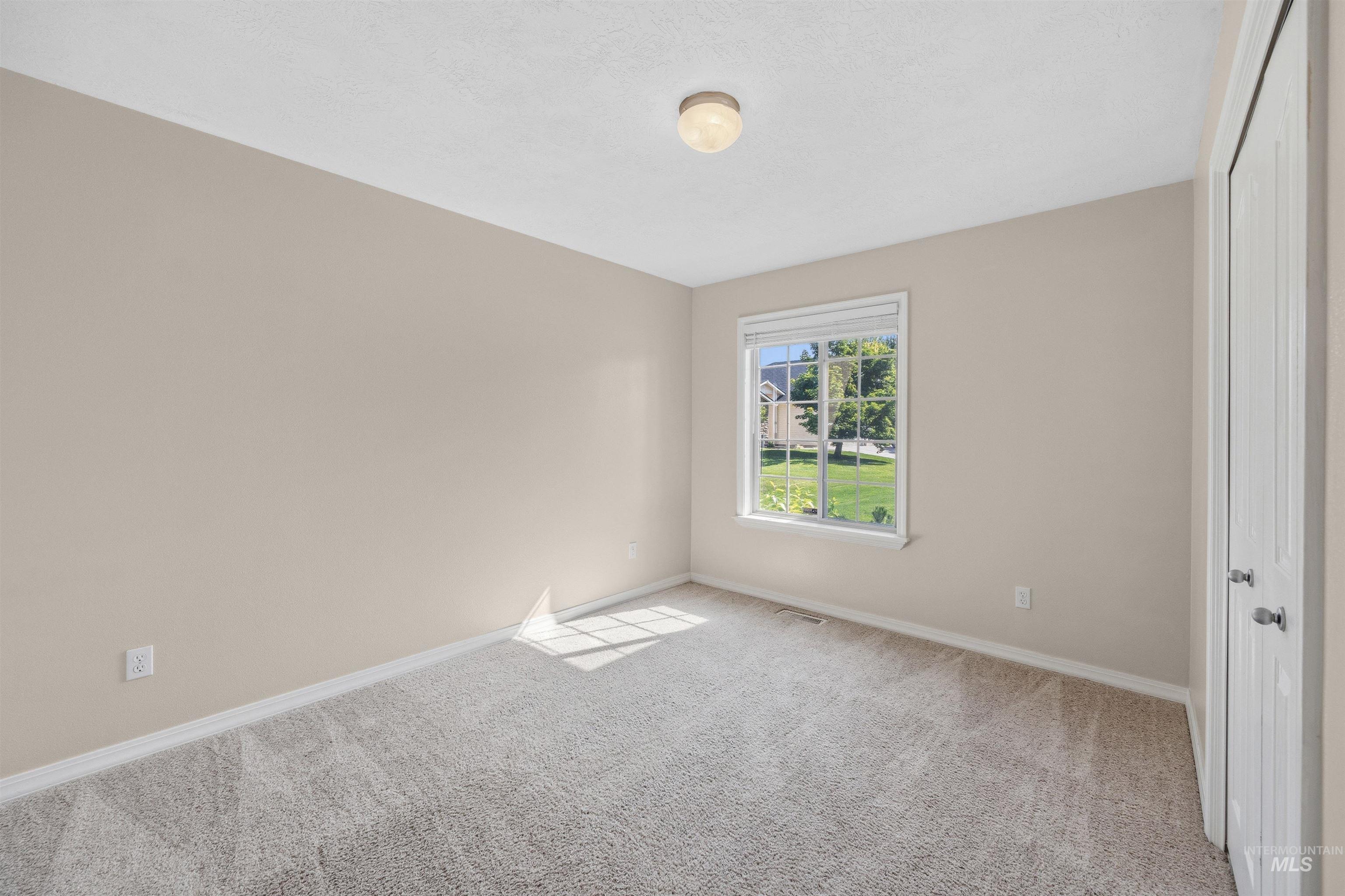 2129 N Cool Springs Ave Property Photo 21