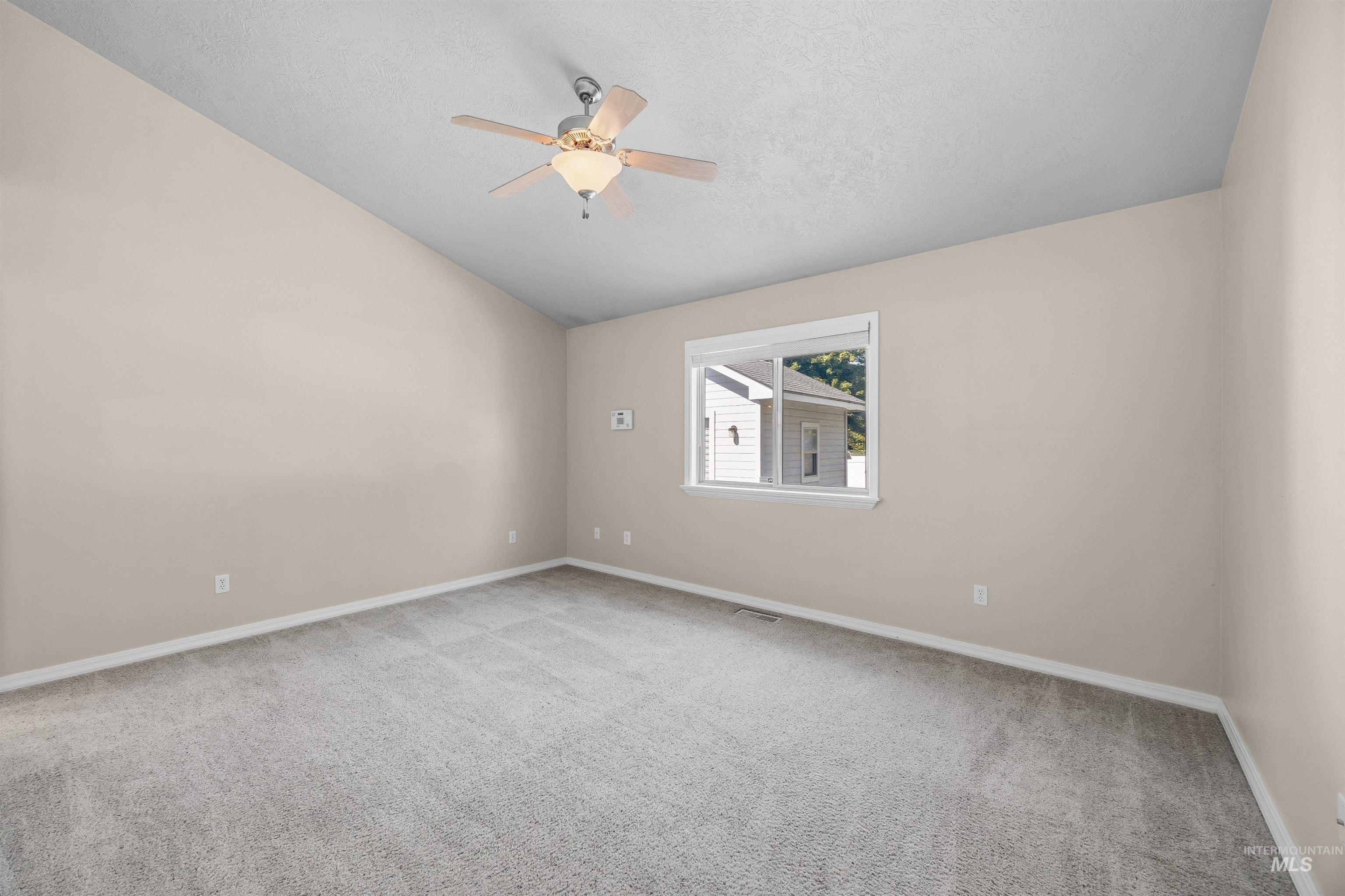 2129 N Cool Springs Ave Property Photo 27
