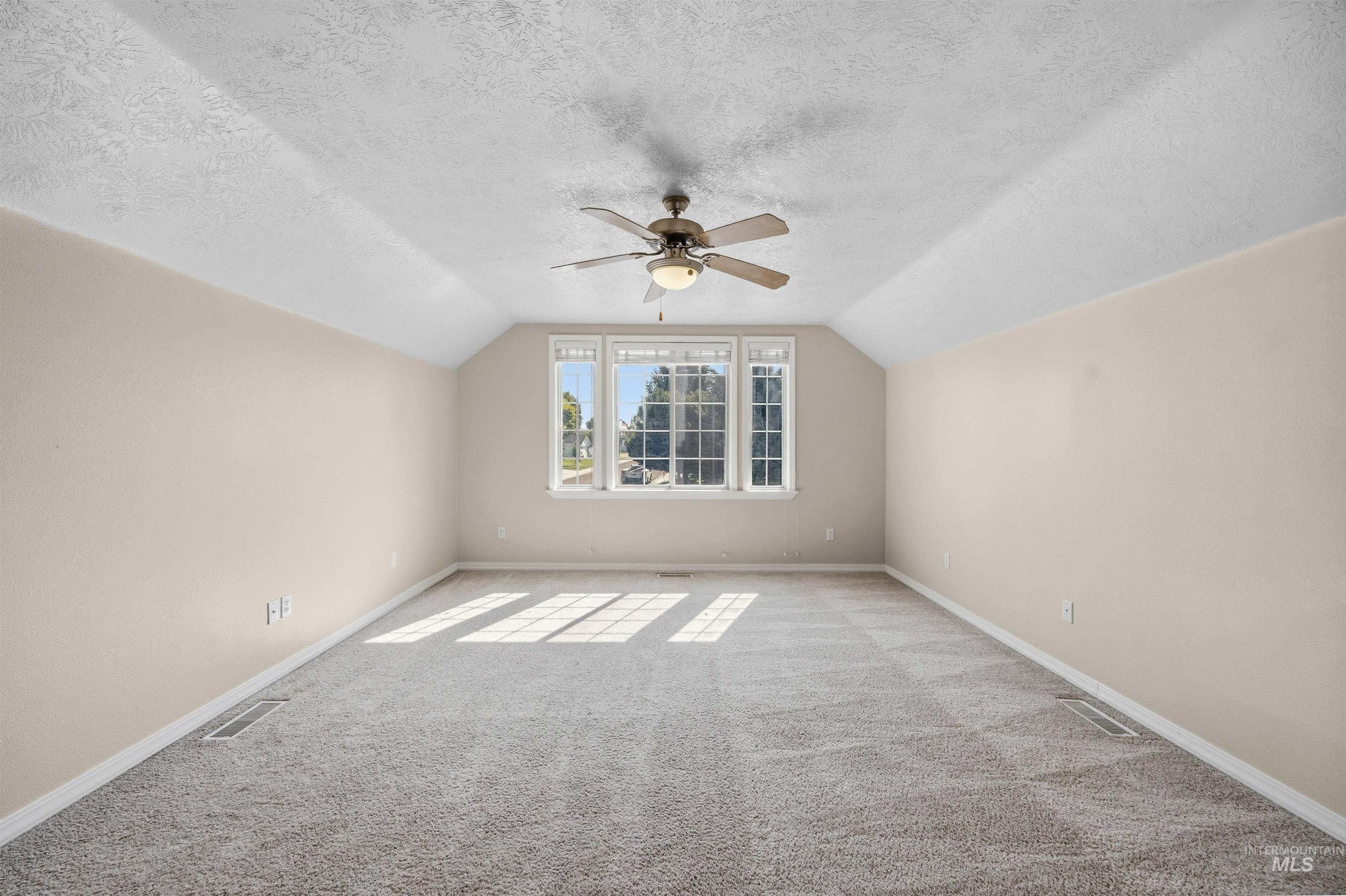 2129 N Cool Springs Ave Property Photo 32