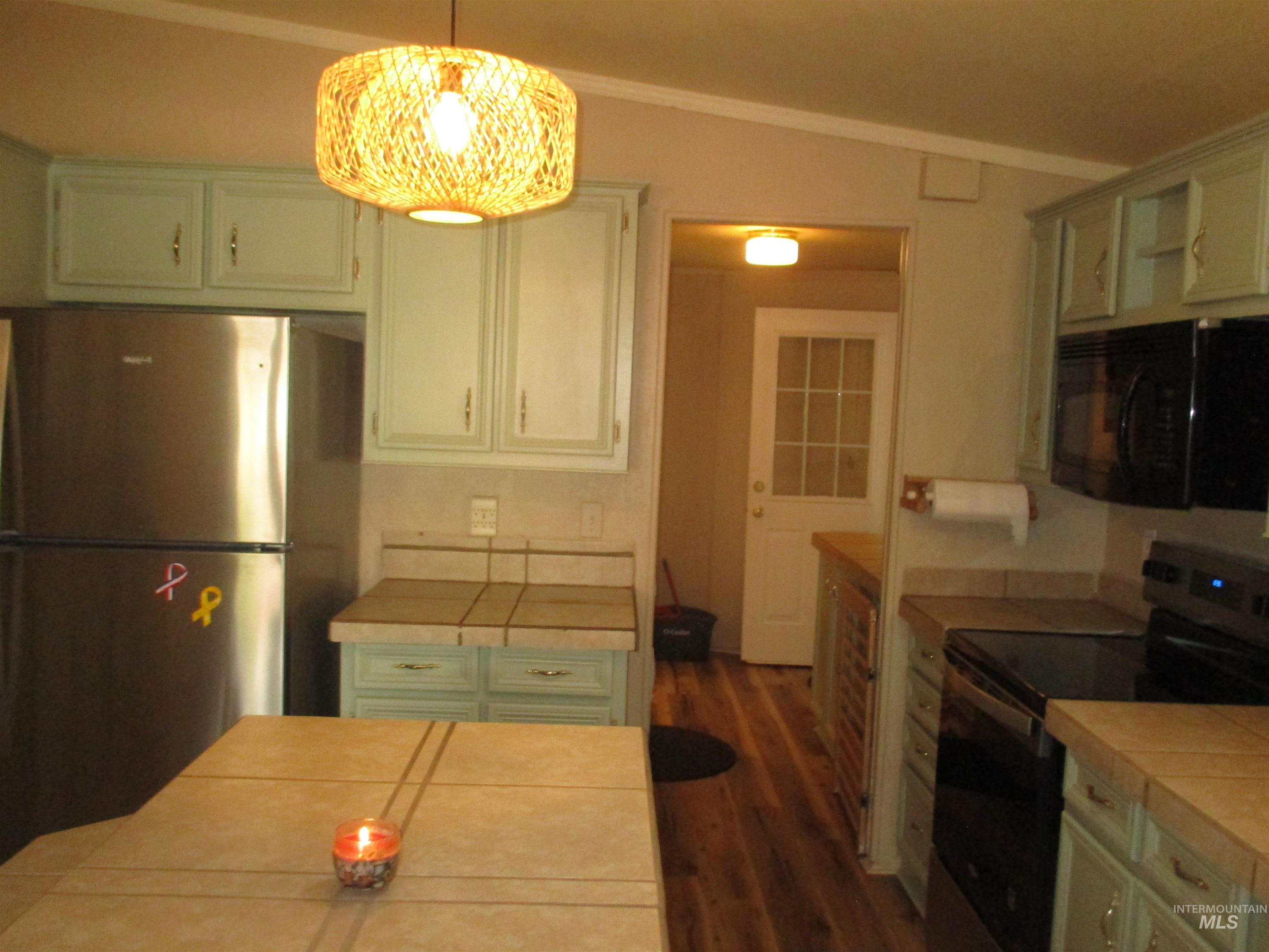 211 Villa Circle Property Photo 3