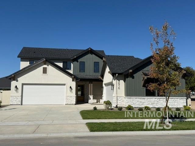 2936 E Mardia St Property Photo 1