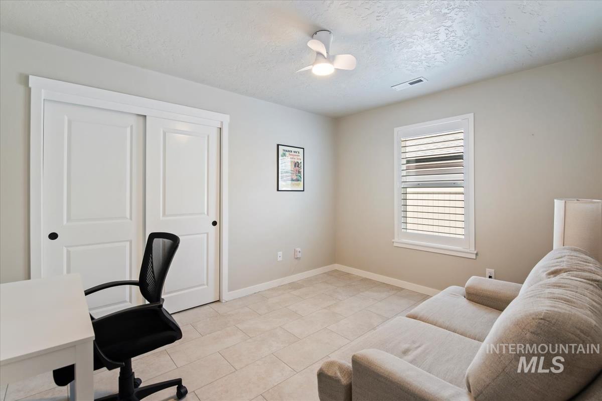 3771 S Walnut Ridge Way Property Photo 4