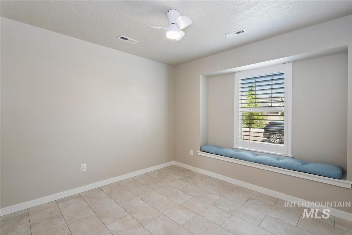 3771 S Walnut Ridge Way Property Photo 5