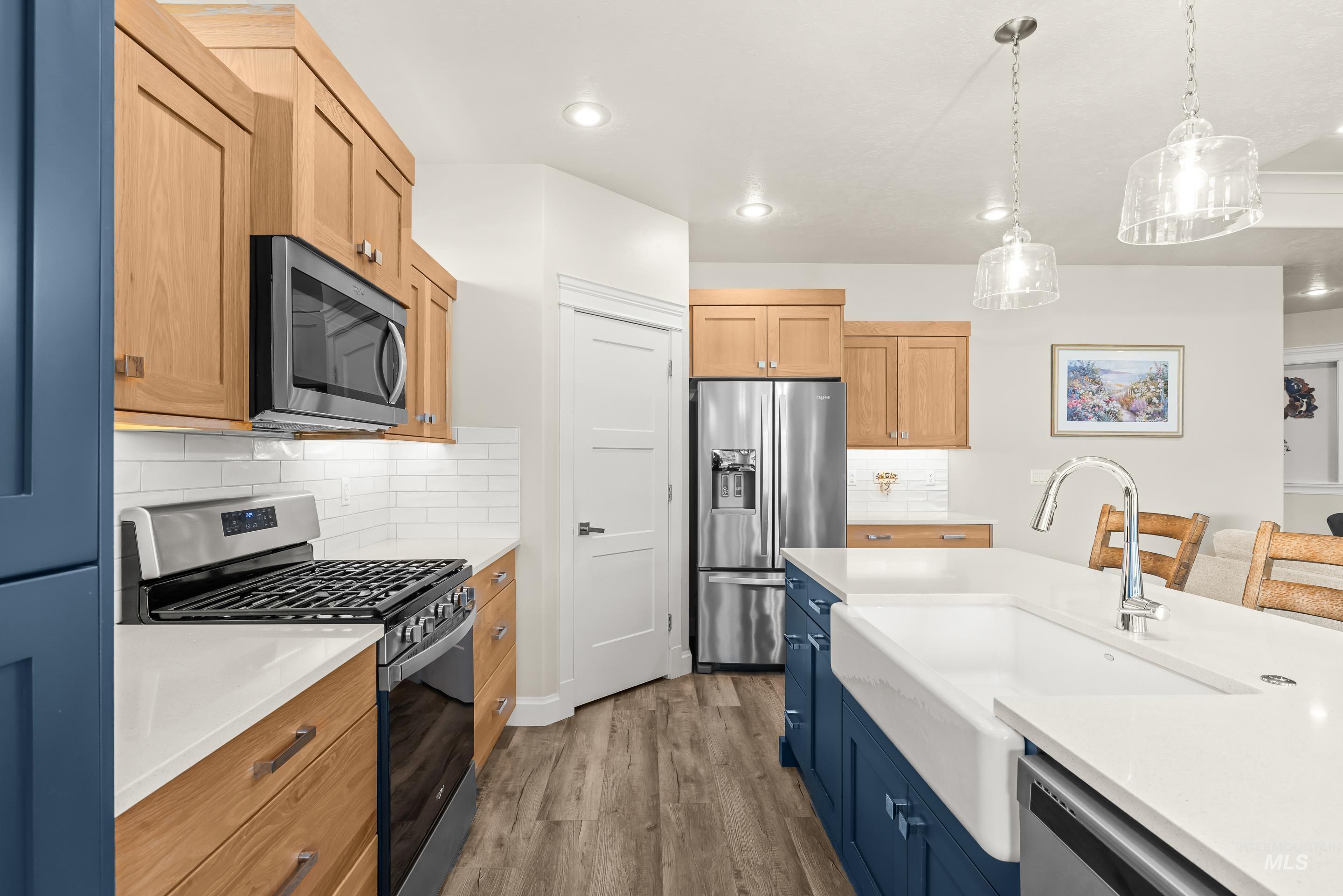 18046 N Fallspring Pl Property Photo 17