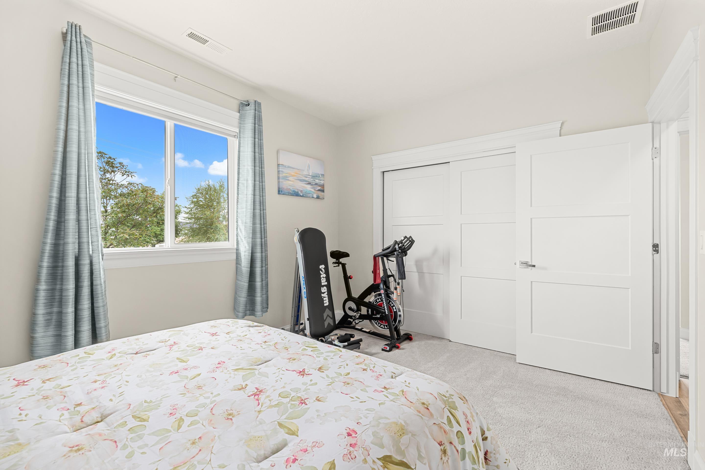 18046 N Fallspring Pl Property Photo 30