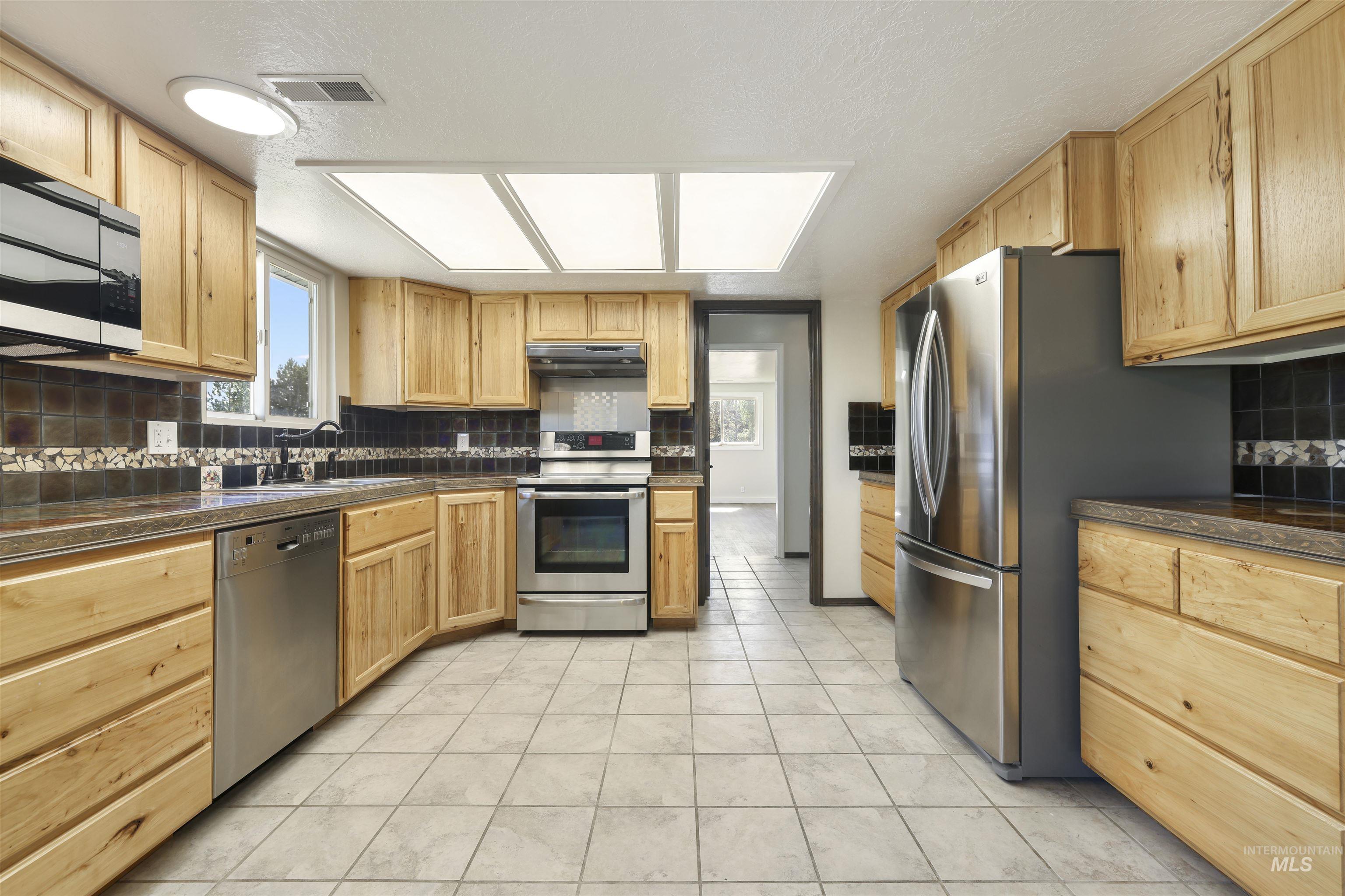 77 Horseshoe Circle Property Photo 16