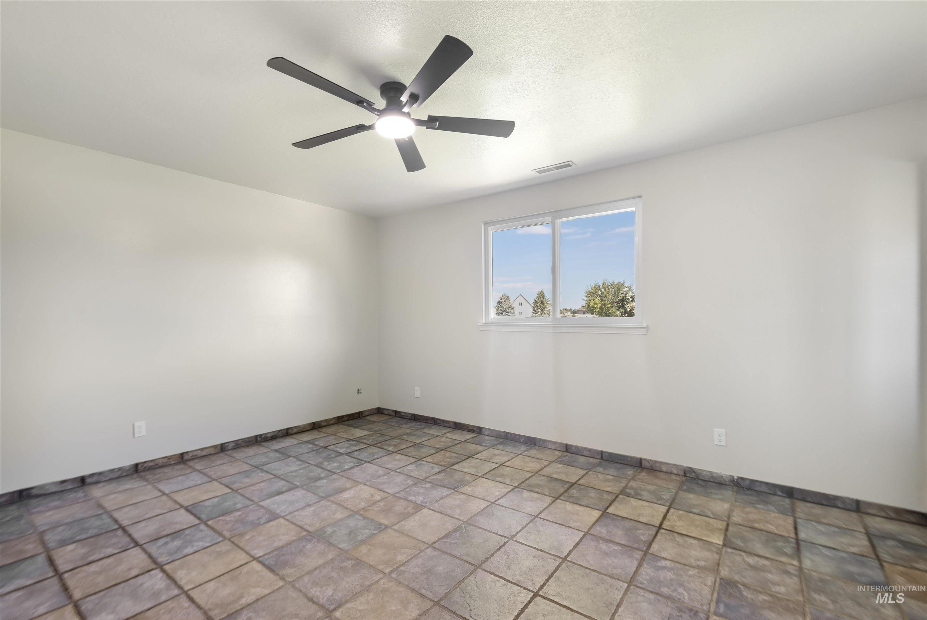 77 Horseshoe Circle Property Photo 21