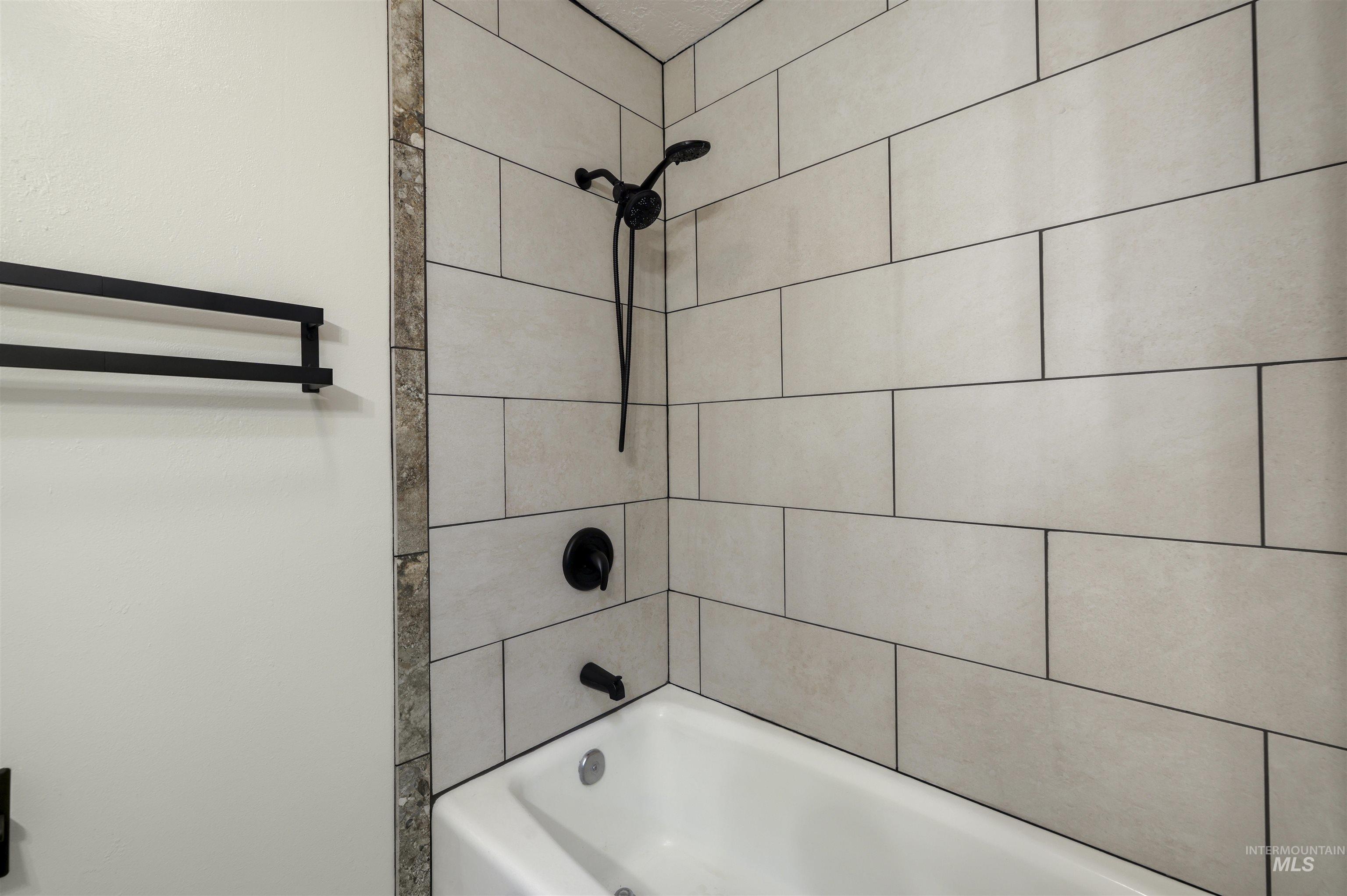 77 Horseshoe Circle Property Photo 24