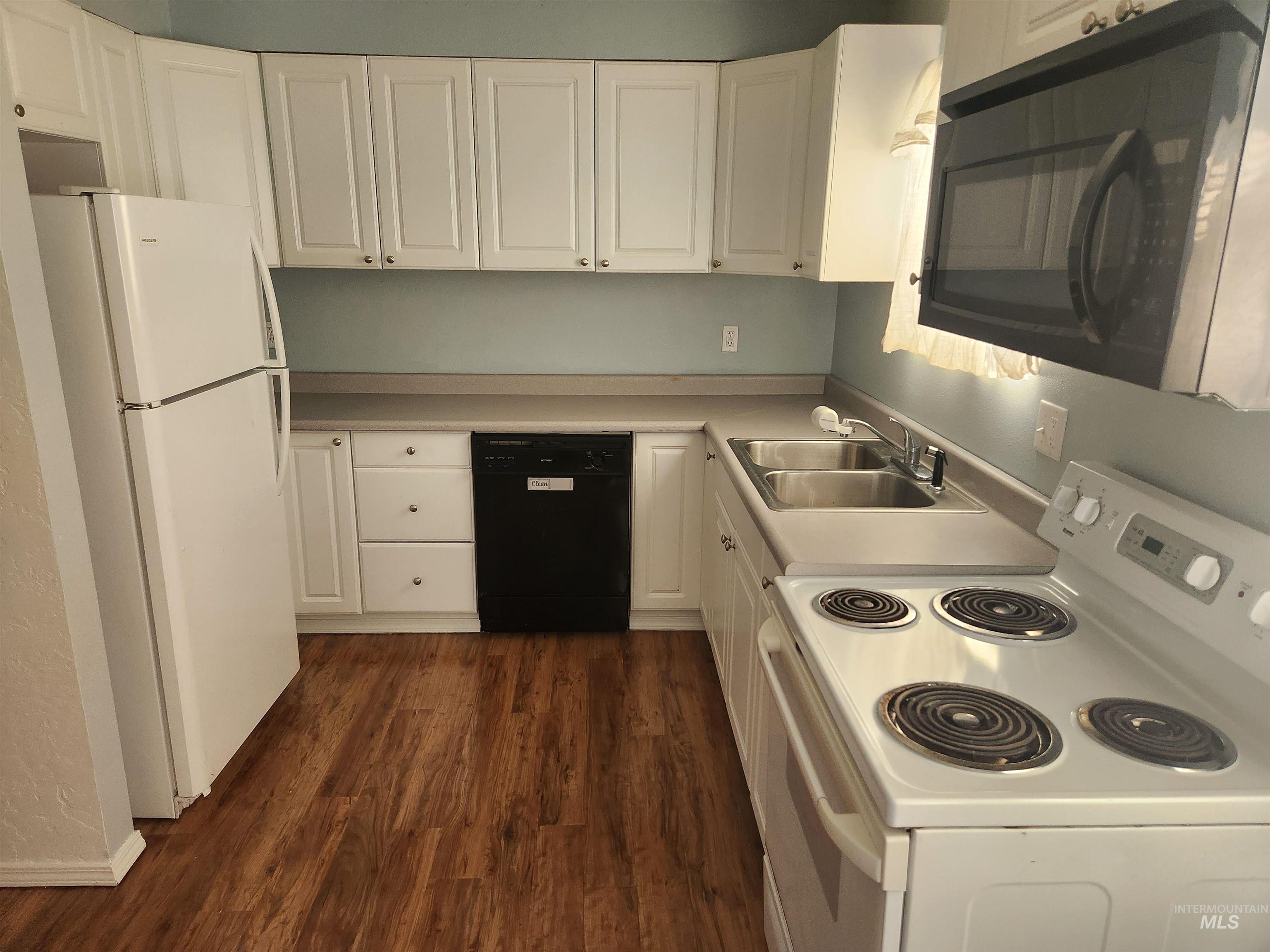 313 Baker Drive Property Photo 5