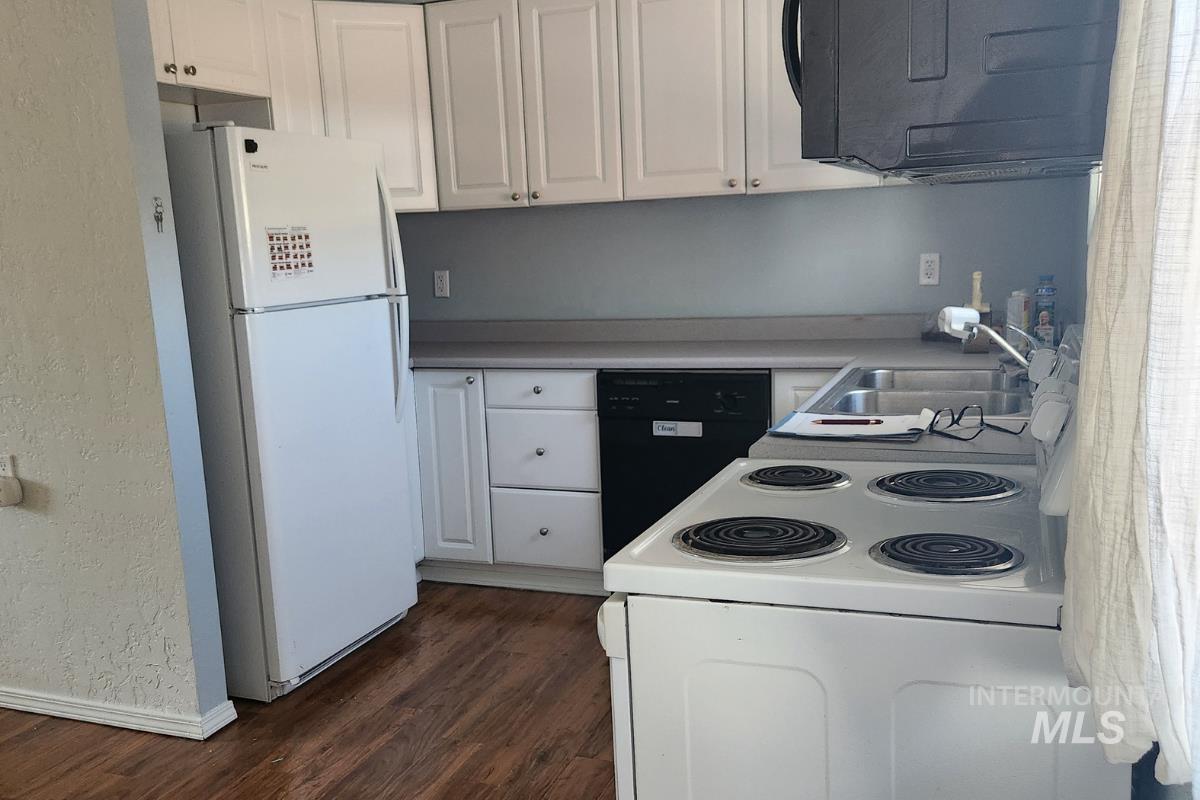 313 Baker Drive Property Photo 6