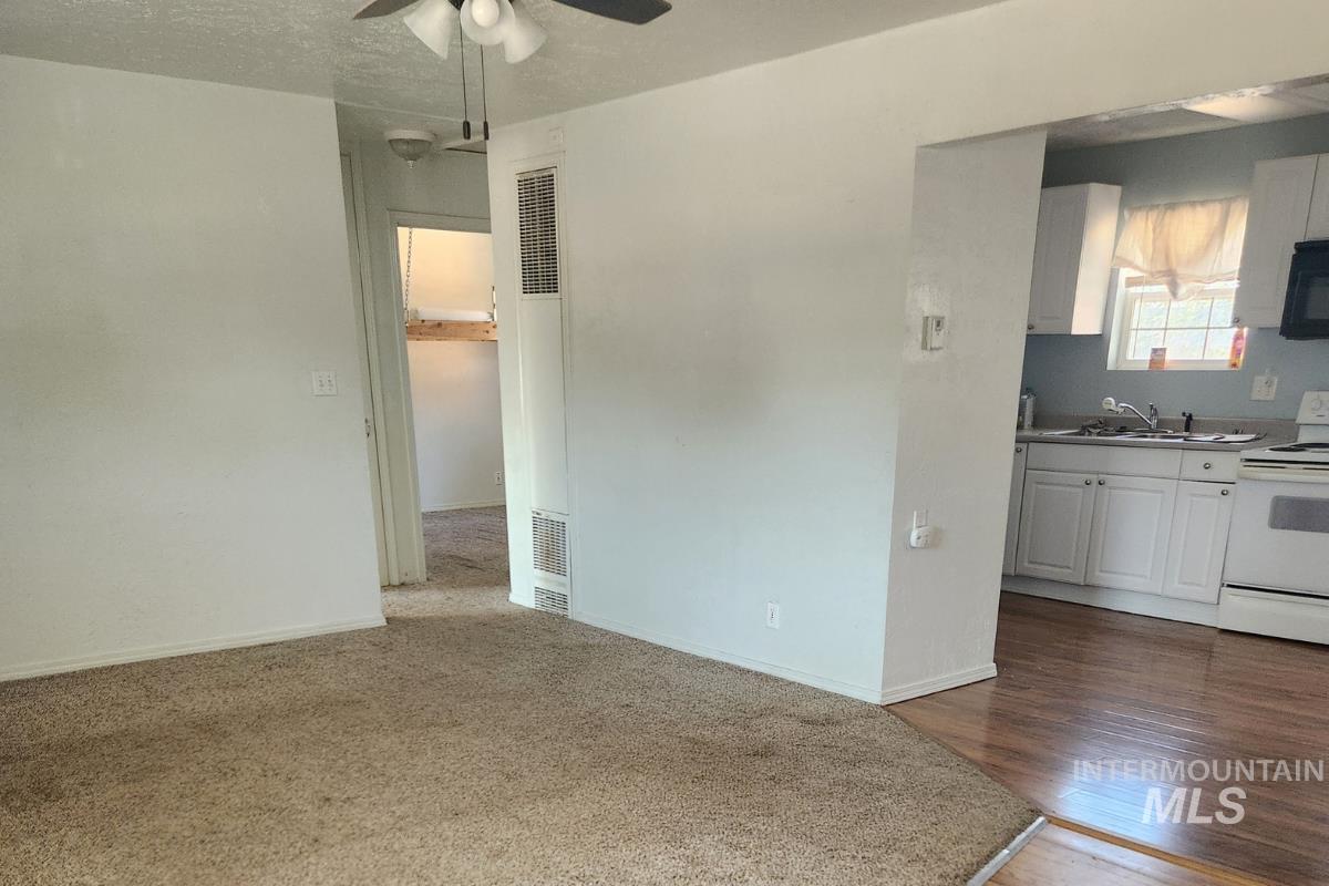 313 Baker Drive Property Photo 10