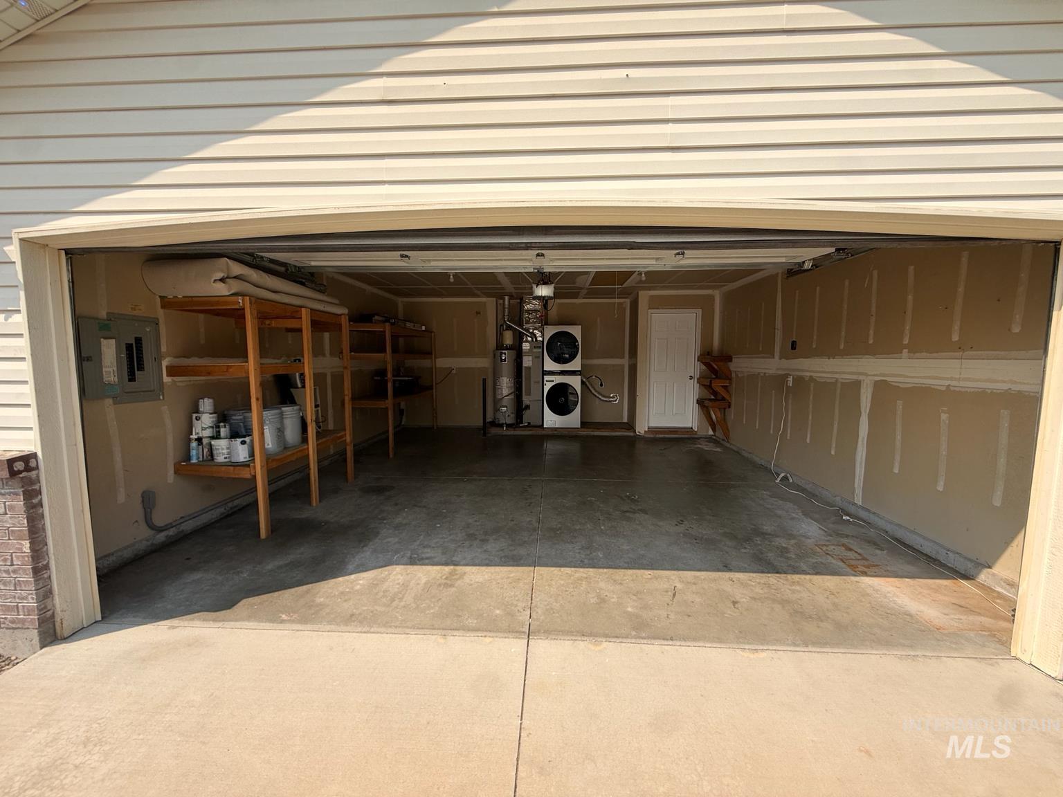 912 S Chestnut St Property Photo 18