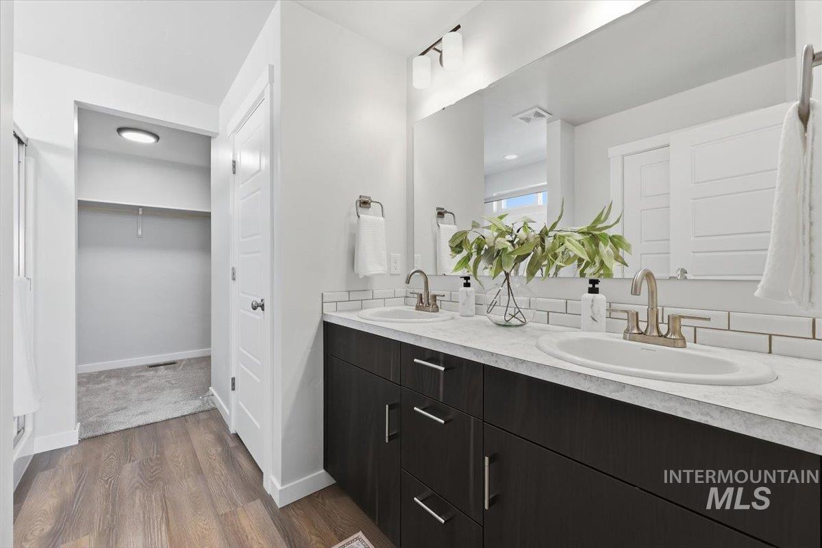 11134 W Langit St Property Photo 23