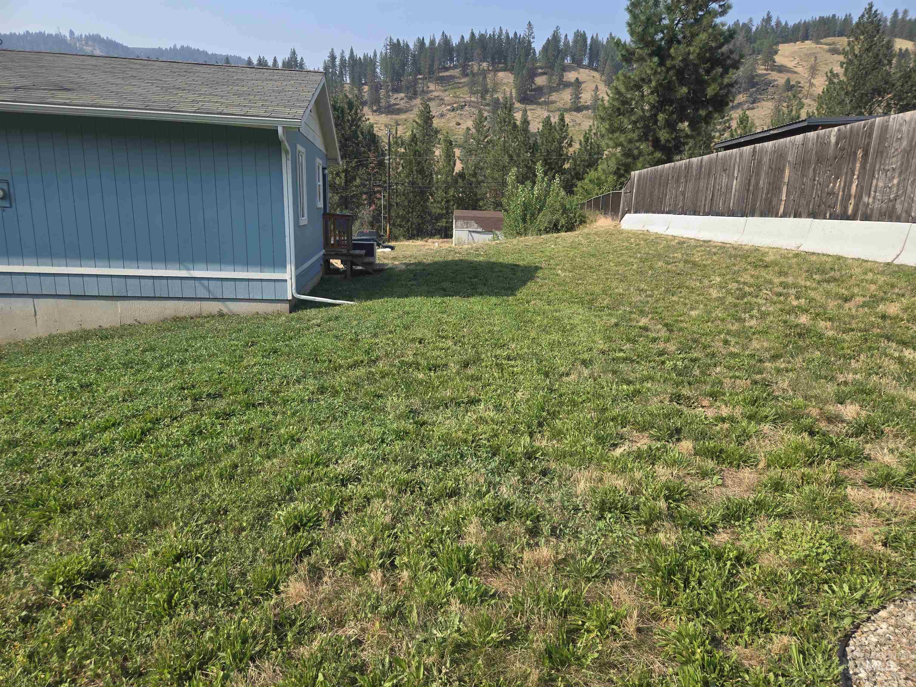 12544 Laqa Vista Ave. Property Photo 13