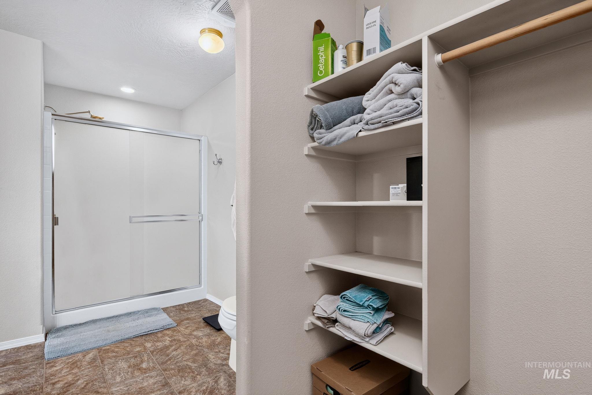 19044 Kenney Way Property Photo 25
