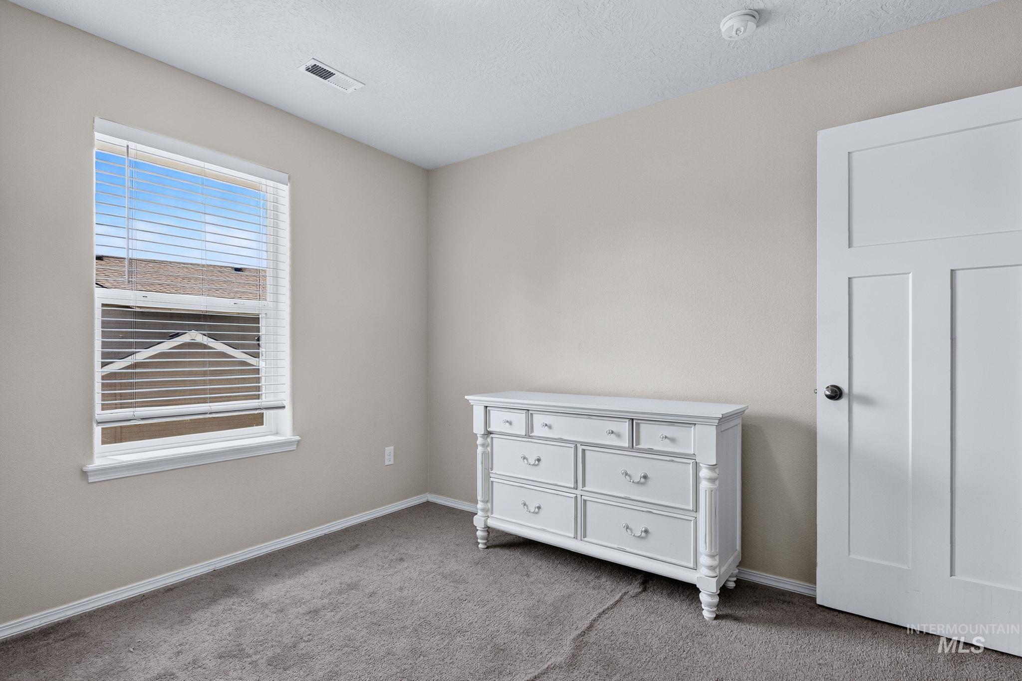 19044 Kenney Way Property Photo 25