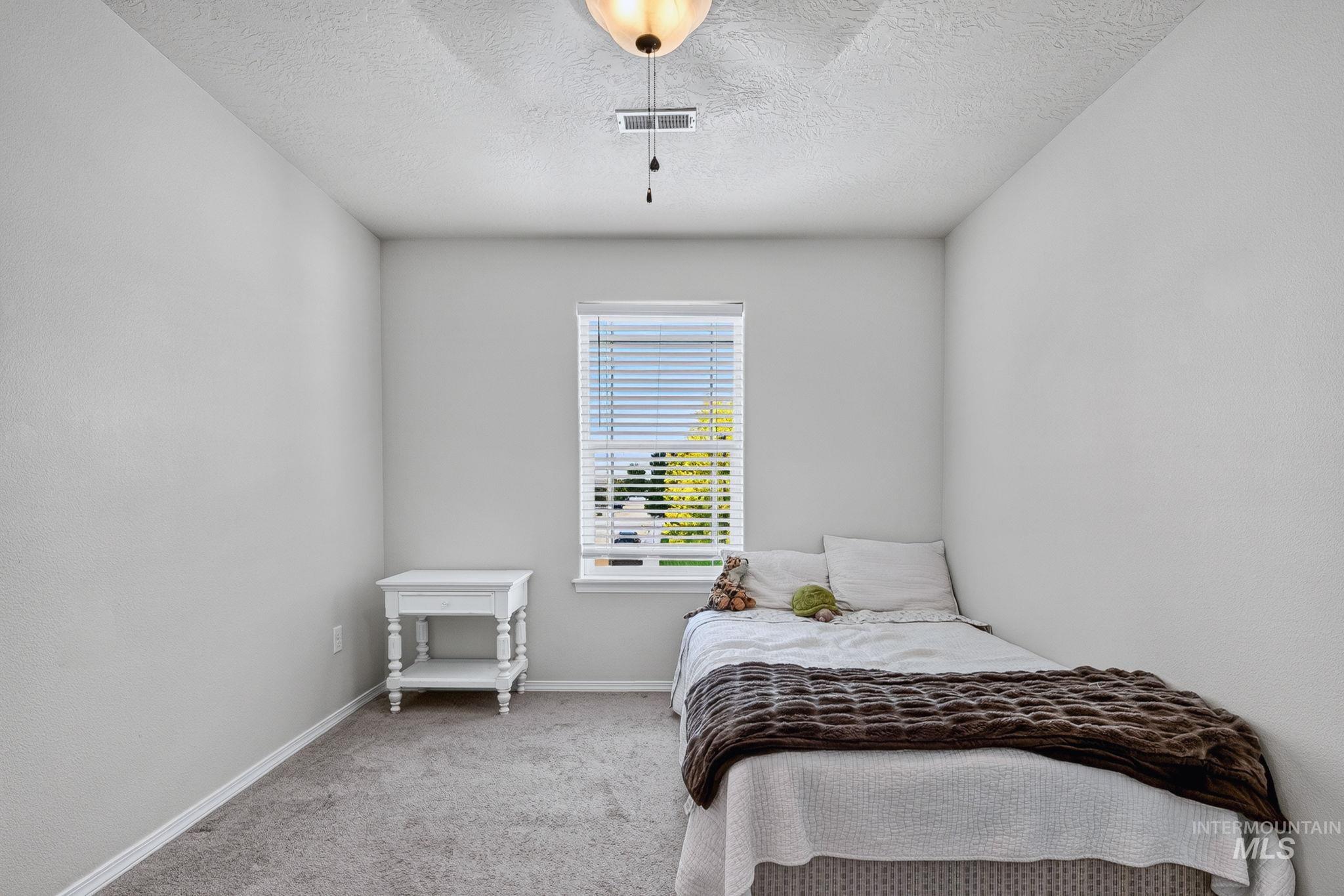 19044 Kenney Way Property Photo 29