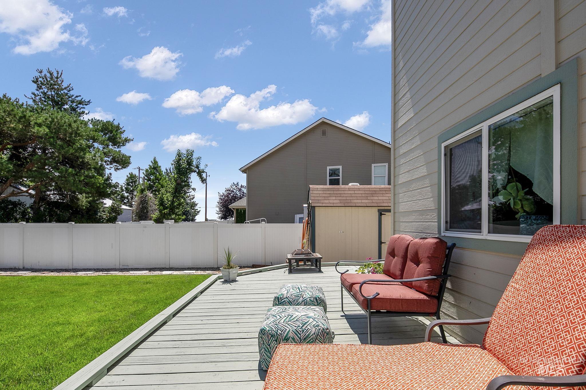 19044 Kenney Way Property Photo 36