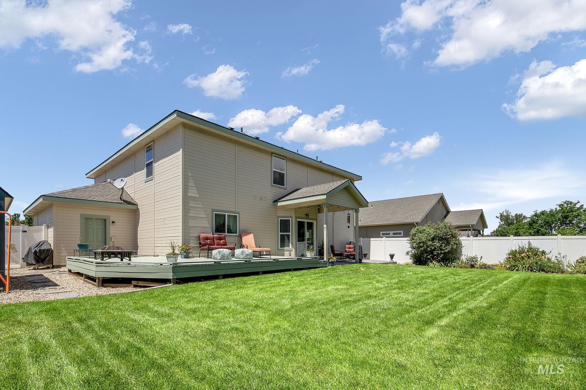19044 Kenney Way Property Photo 40