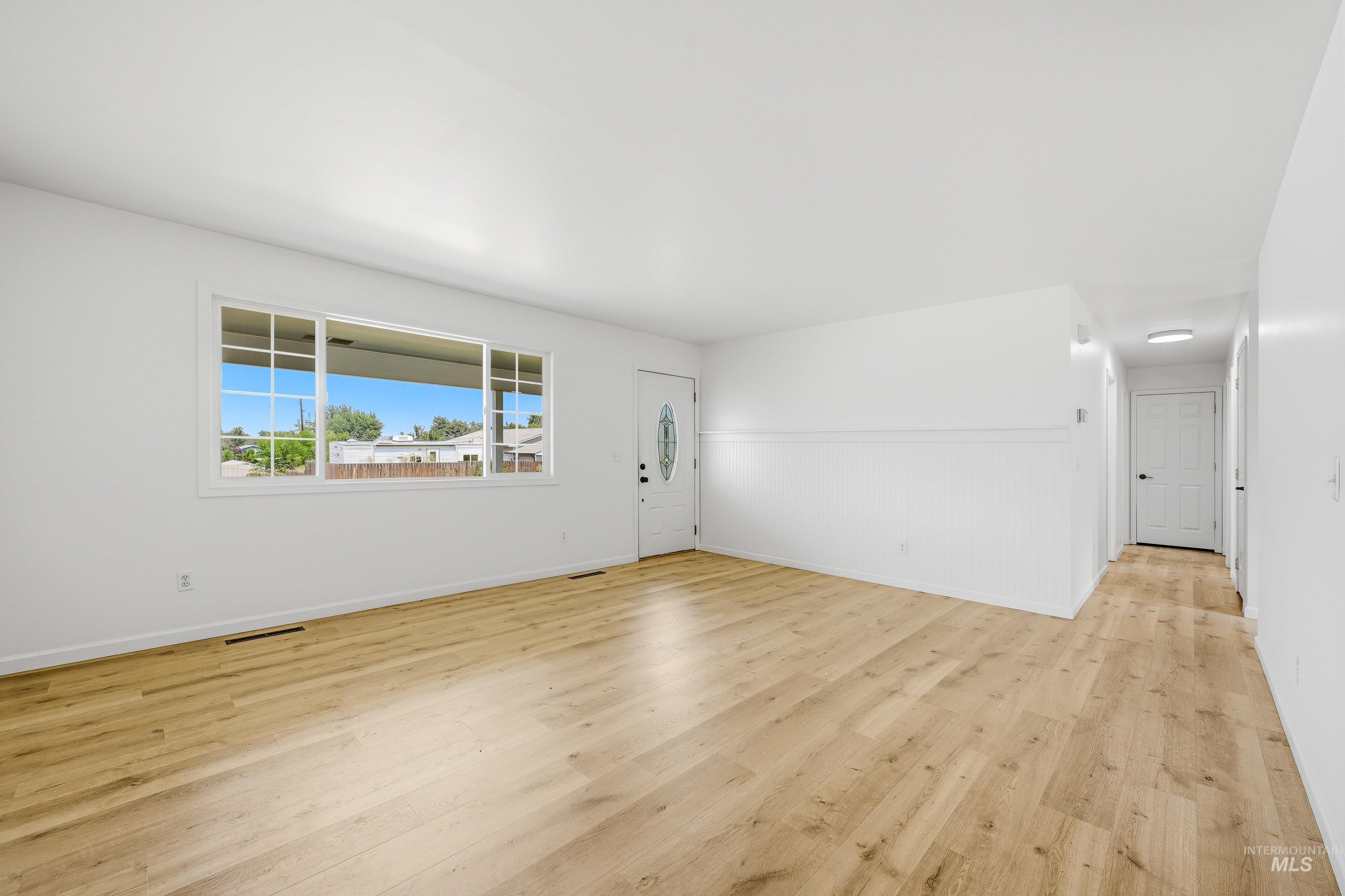 1220 18th Ave Property Photo 6