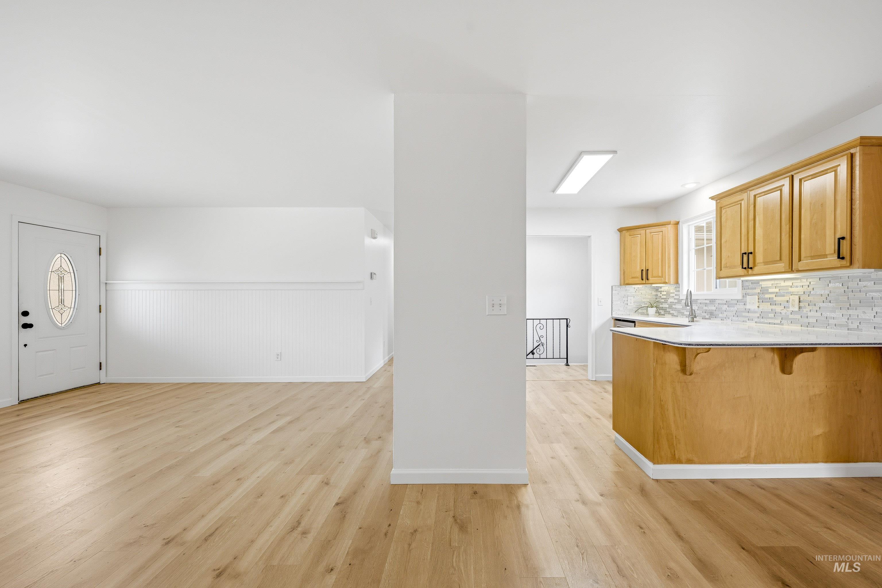 1220 18th Ave Property Photo 9