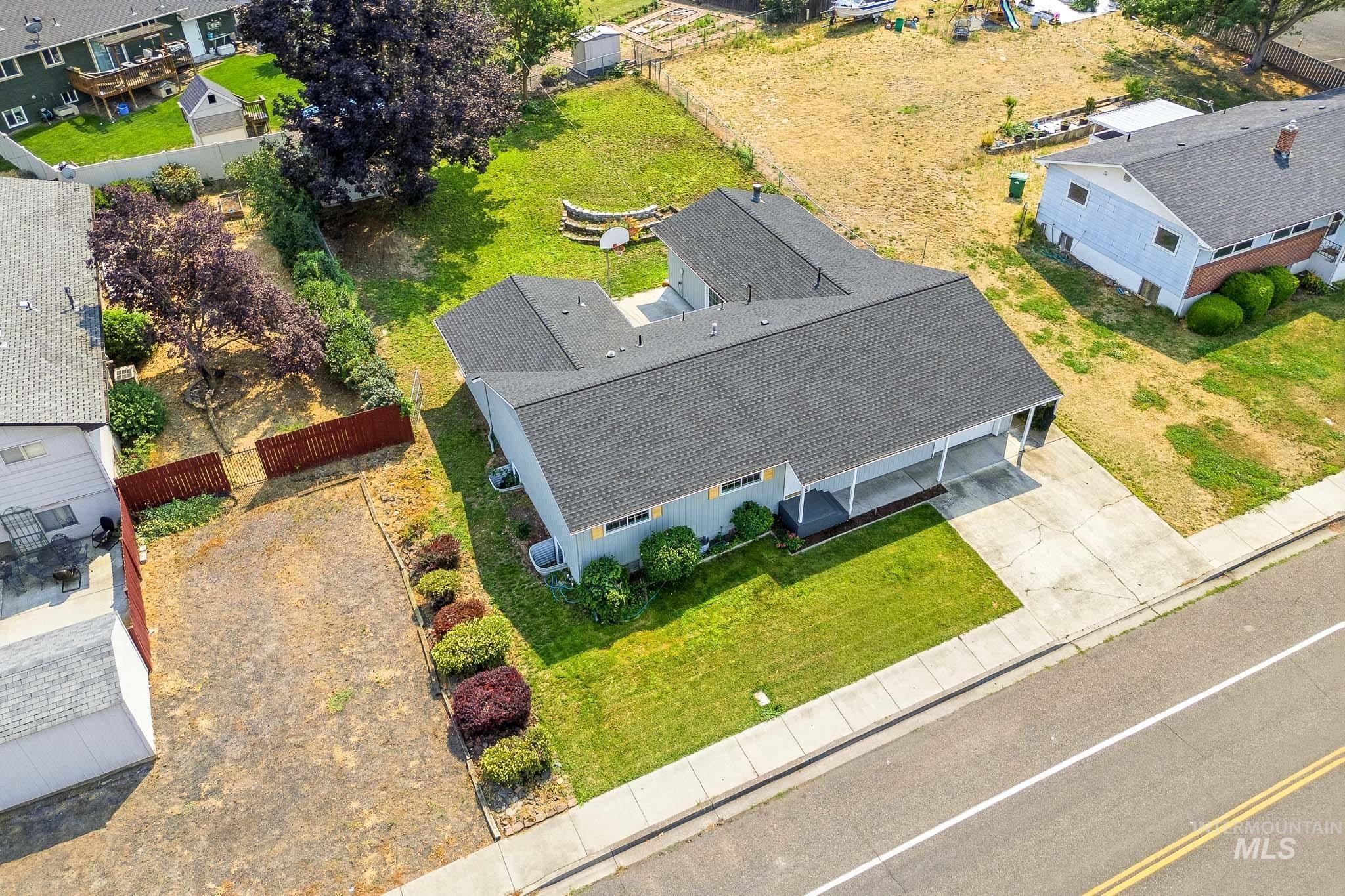 1220 18th Ave Property Photo 45