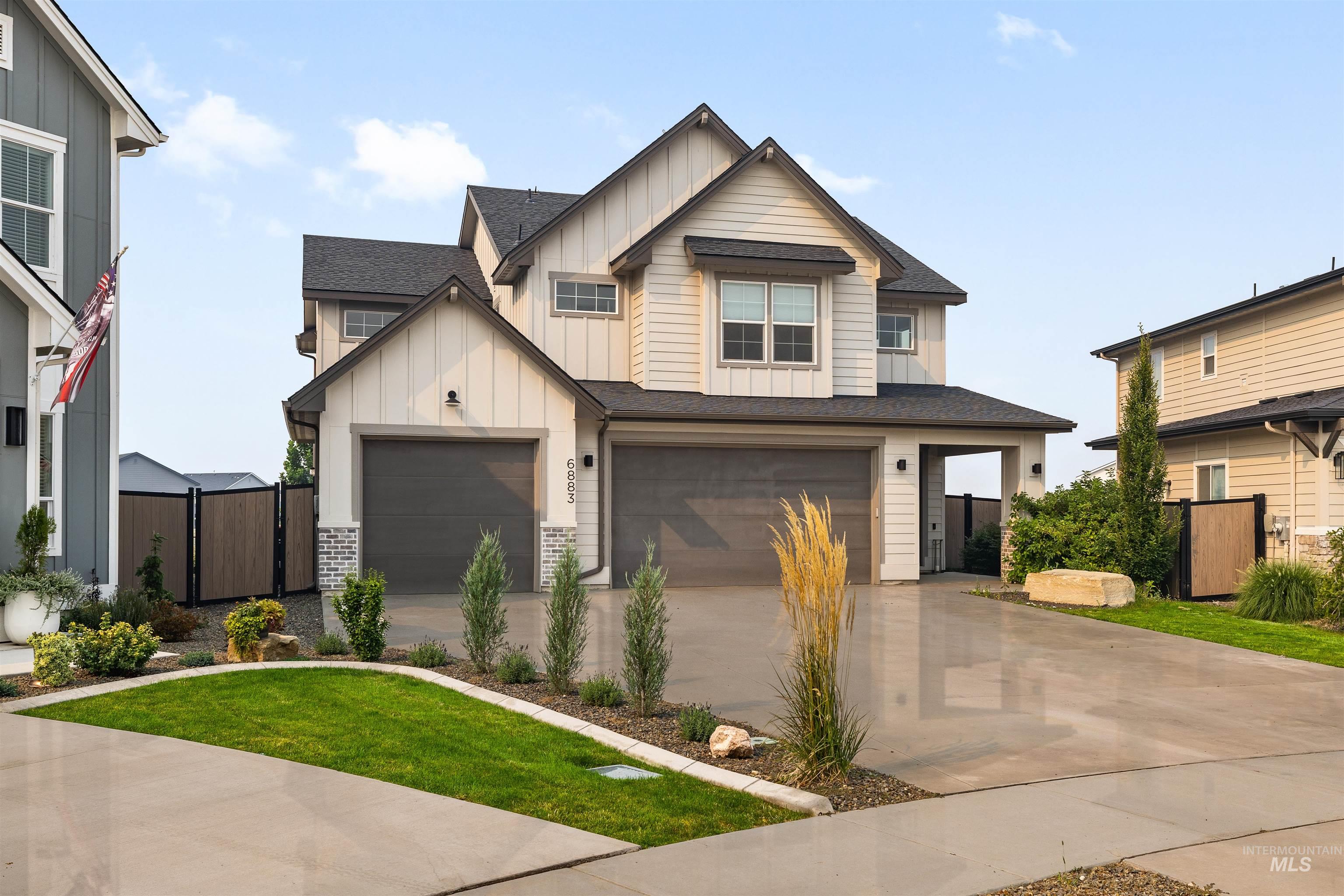 6883 W Mattawa Dr Property Photo 1