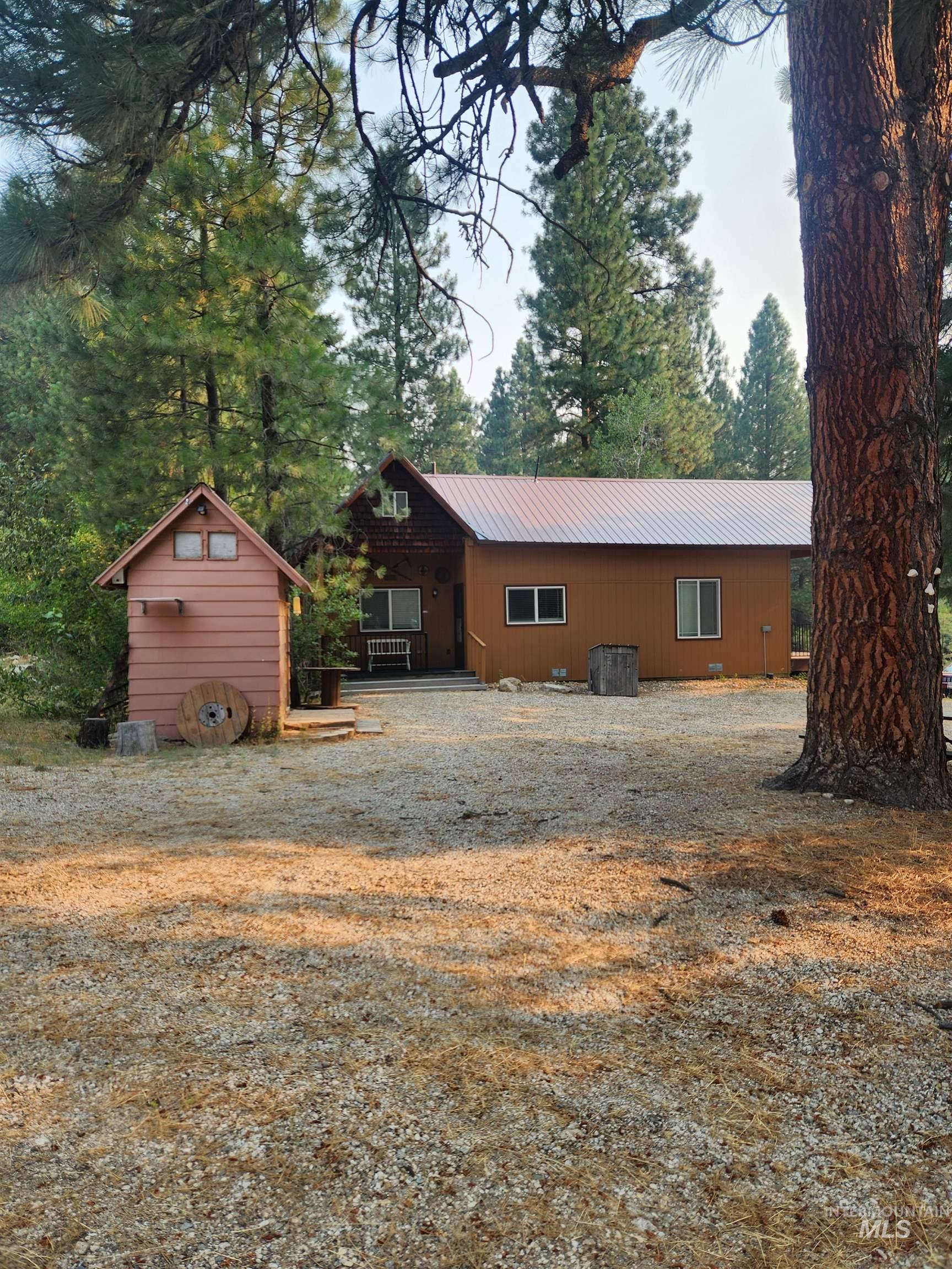 1061 N Hidden Pine Rd Property Photo 7