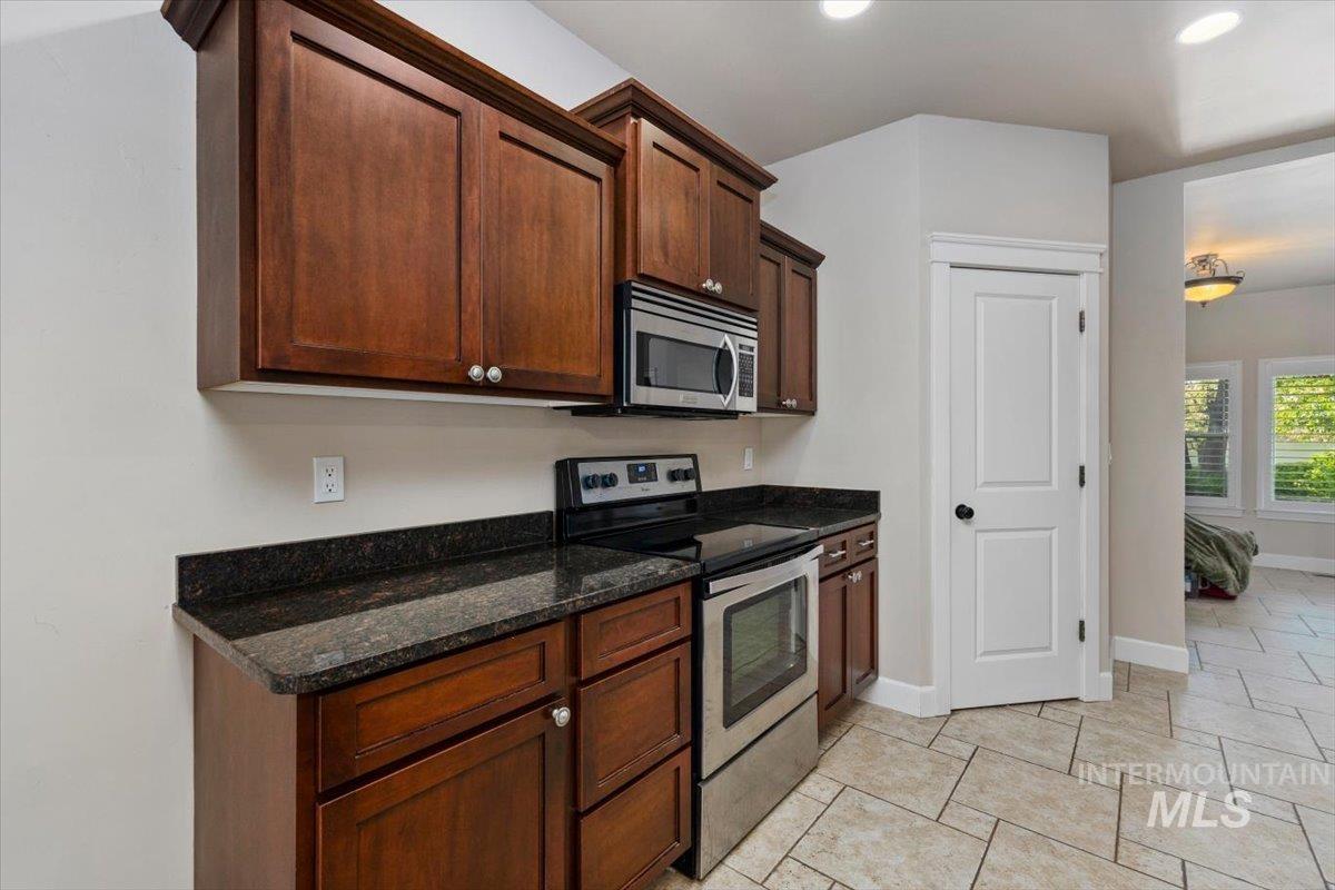 1625 Brookfield Court Property Photo 16