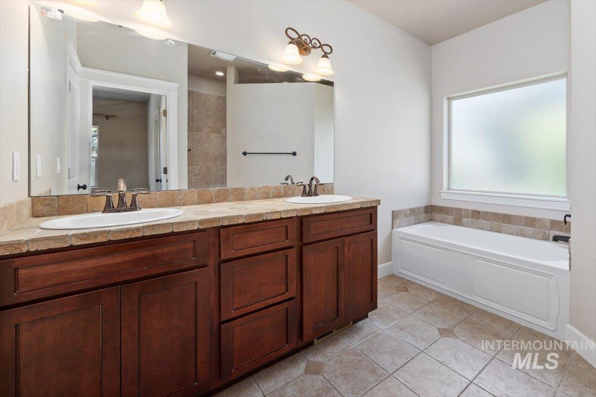 1625 Brookfield Court Property Photo 27