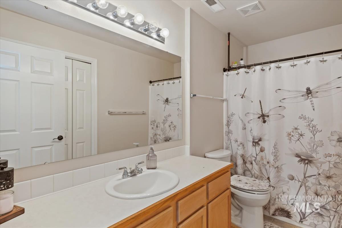 98 E Waterbury Ln Property Photo 32