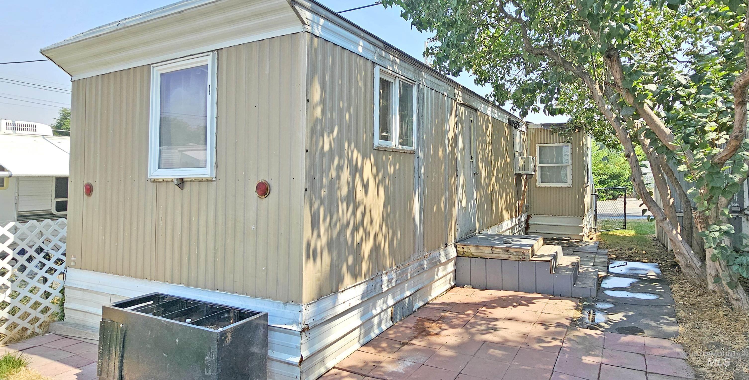 1265 Elm Street #3 Property Photo 17