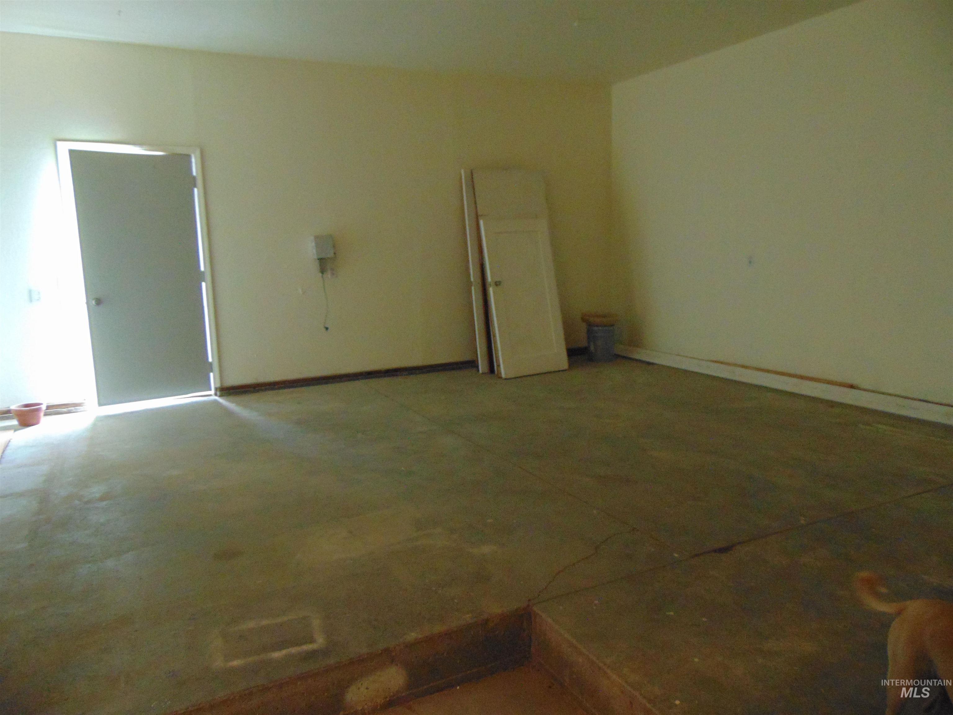 1864 W Idaho Ave. Property Photo 27