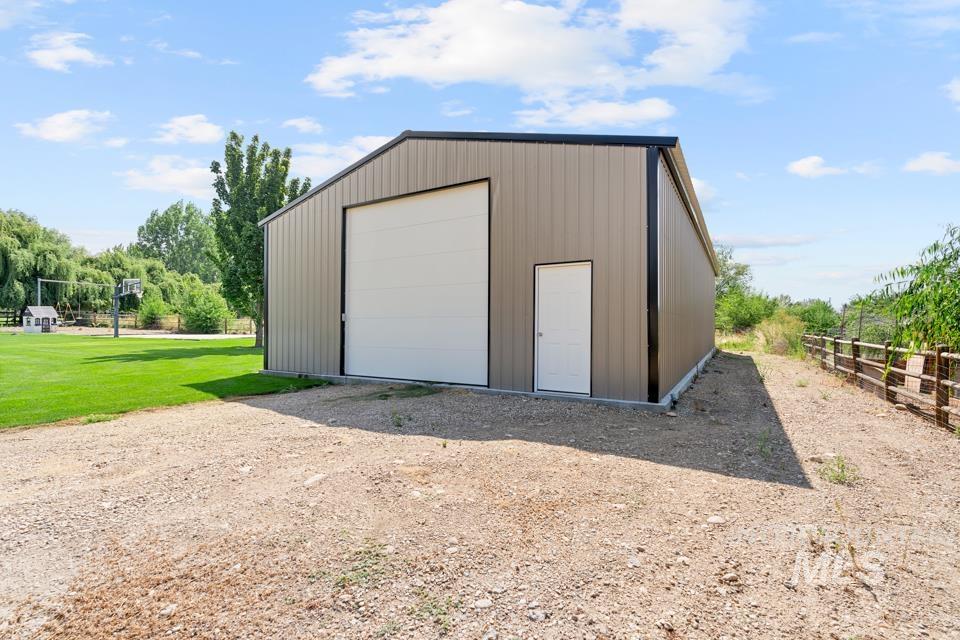 23800 Breyer Rd Property Photo 34