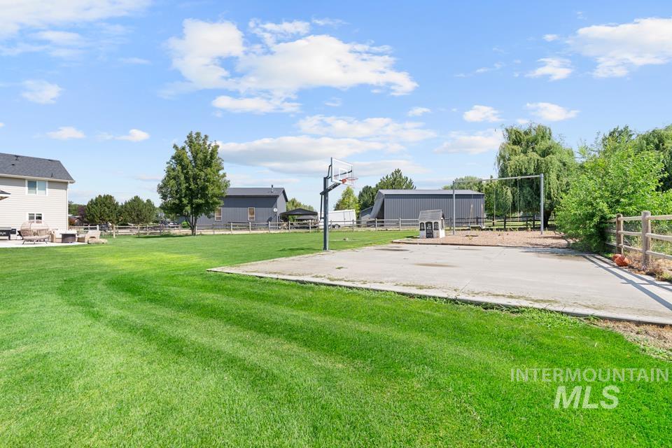 23800 Breyer Rd Property Photo 41