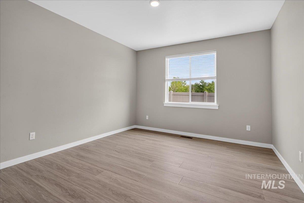3780 S Anise Ave Property Photo 23