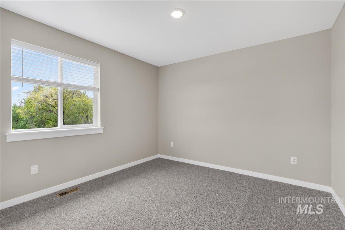 3780 S Anise Ave Property Photo 36