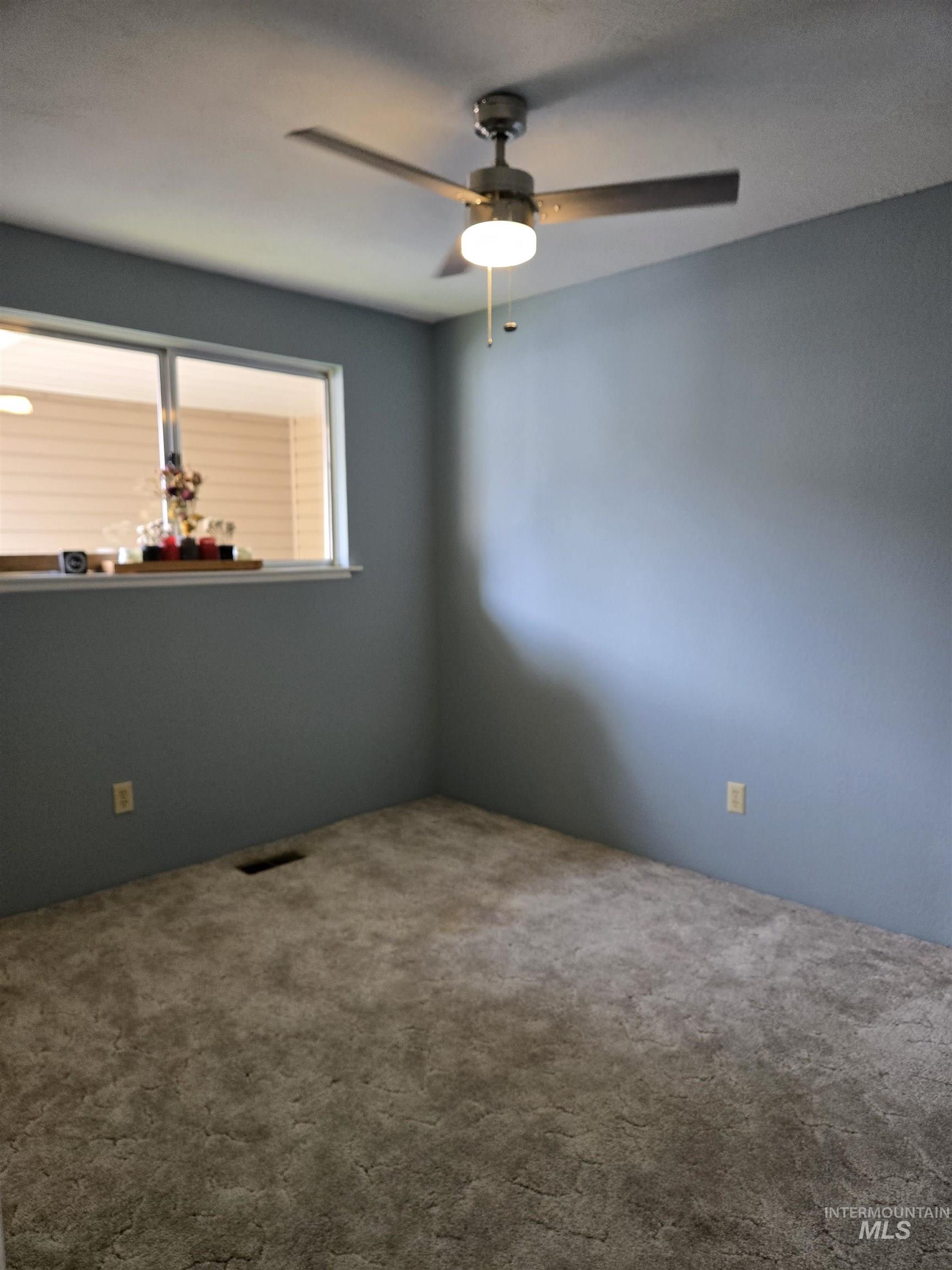 525 Reiter Dr Property Photo 20