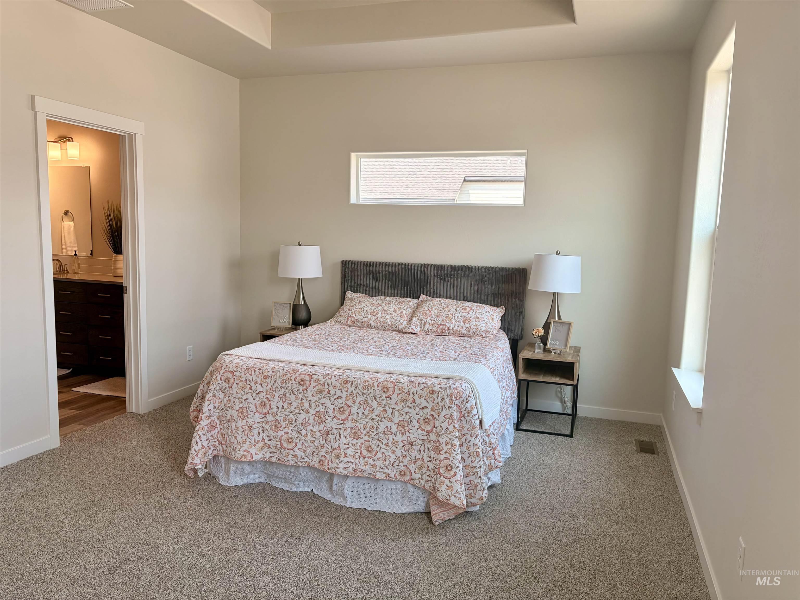 766 Waveland Avenue Property Photo 12