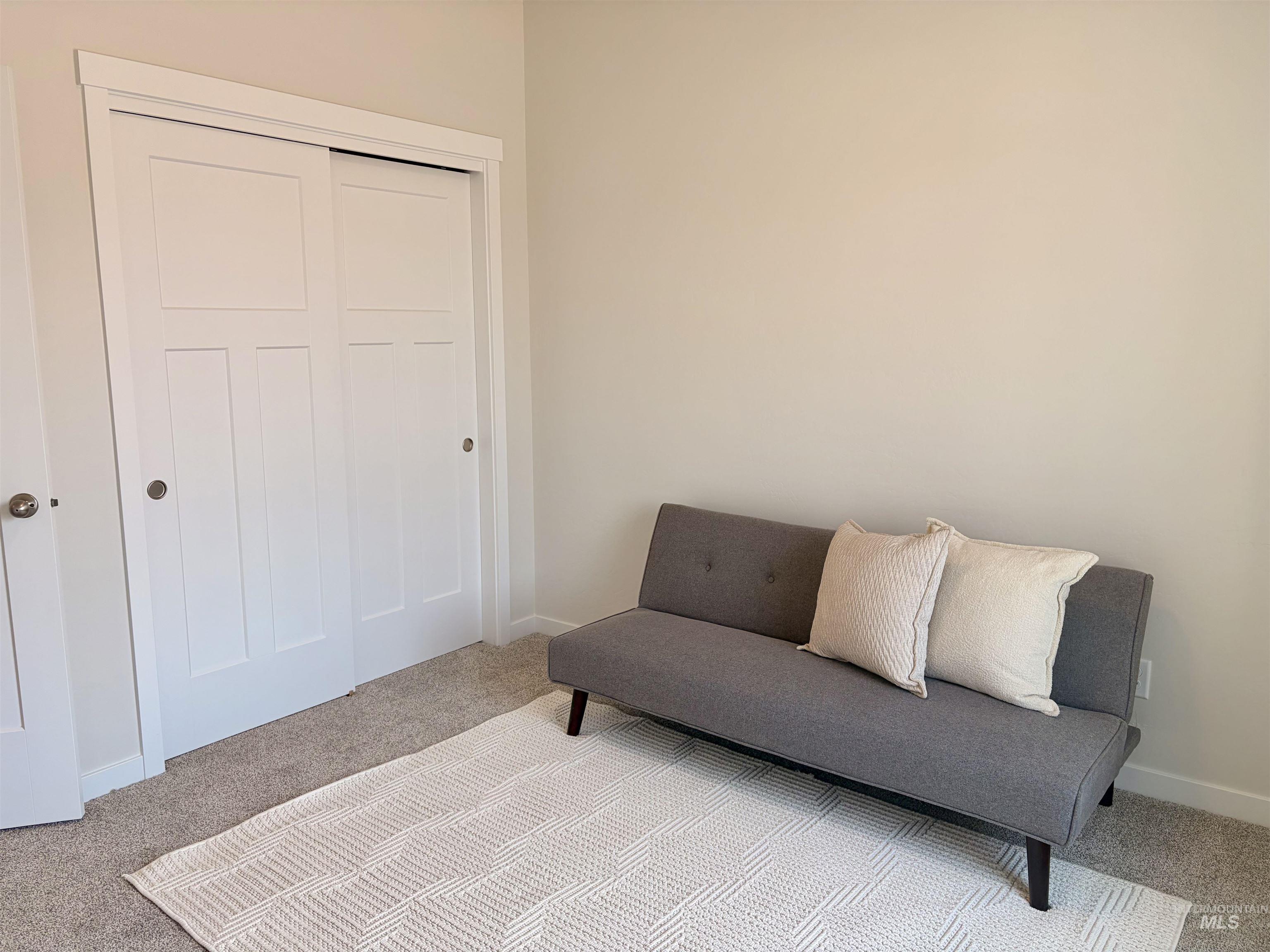 766 Waveland Avenue Property Photo 18