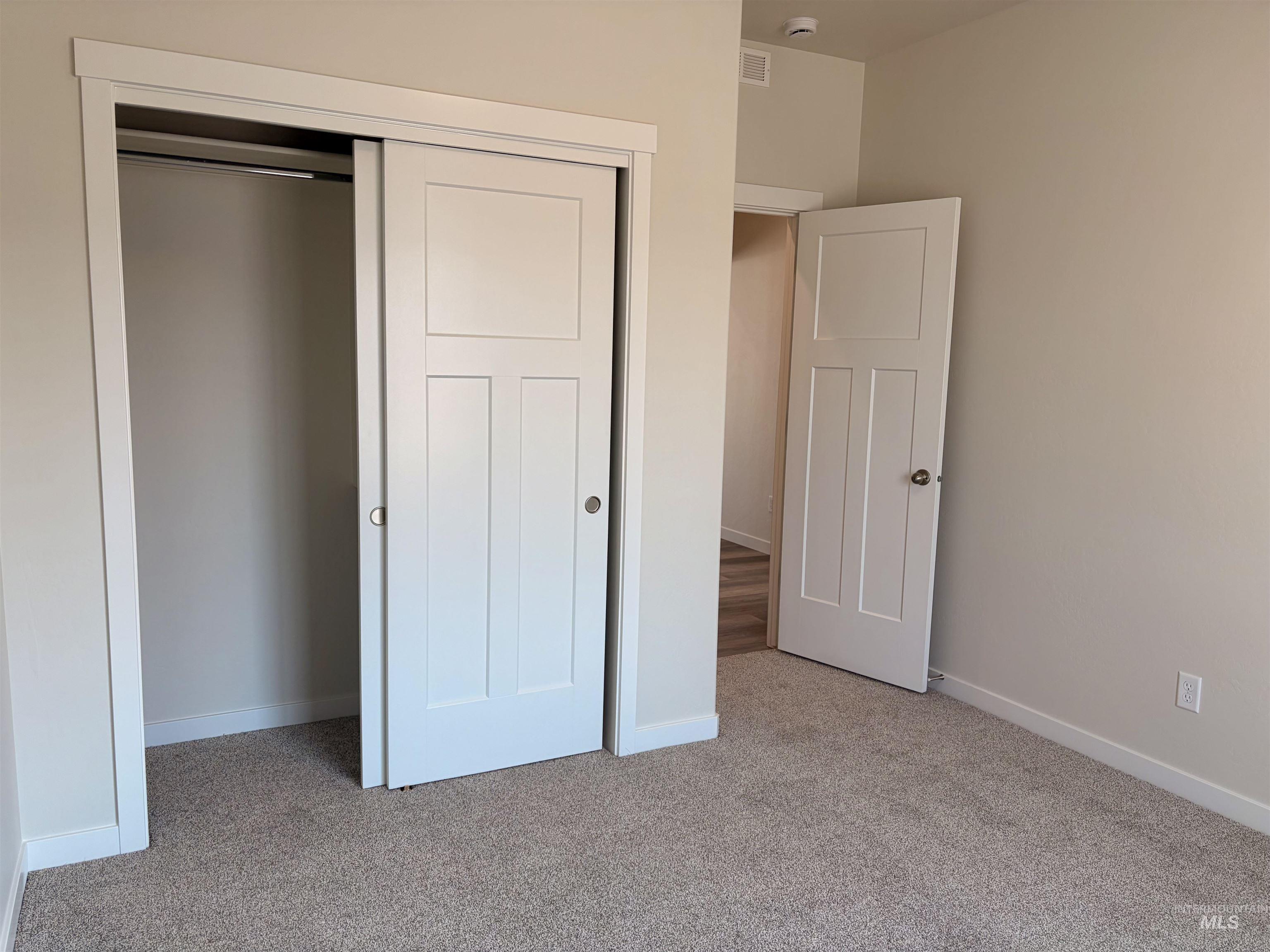 766 Waveland Avenue Property Photo 24