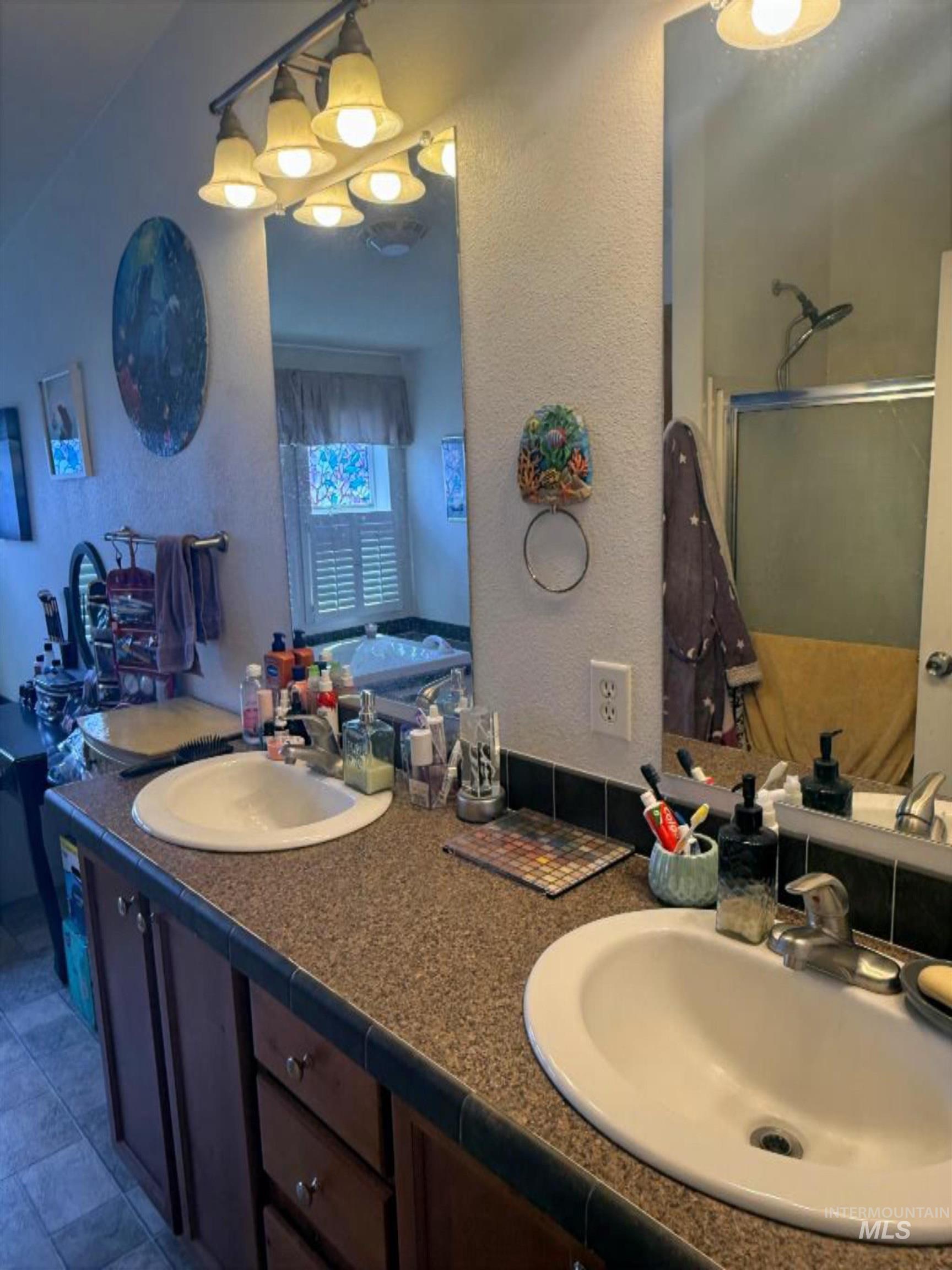 100 Ellsworth Street Property Photo 13
