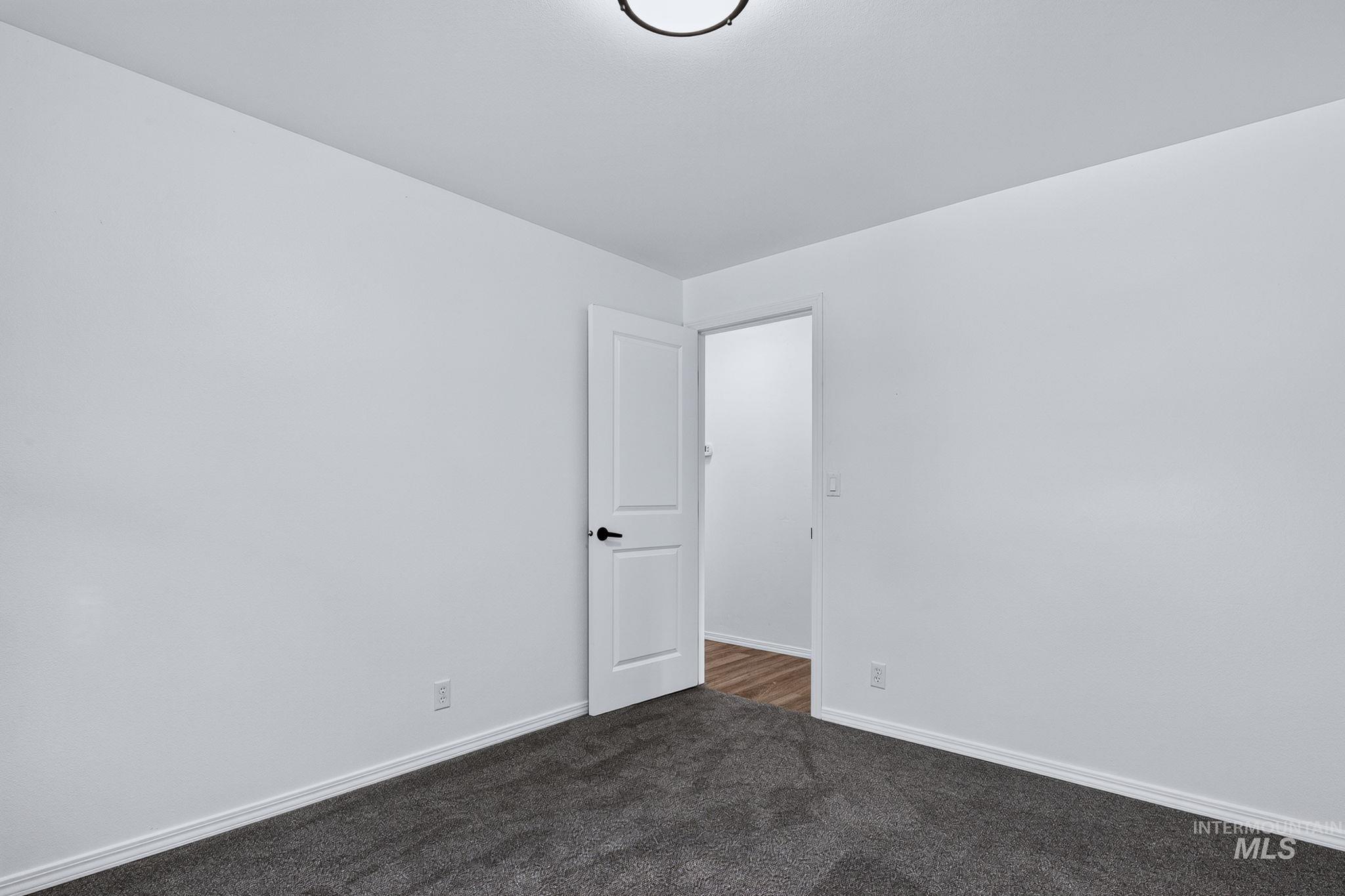 3385 N Creswell Way Property Photo 19