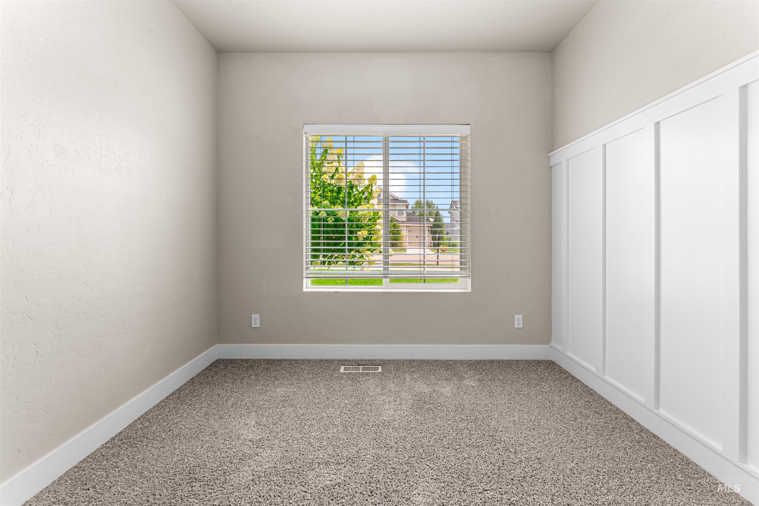 1473 W Olds River Dr. Property Photo 29