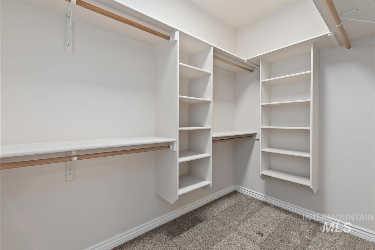 296 E Baldwin Street Property Photo 18